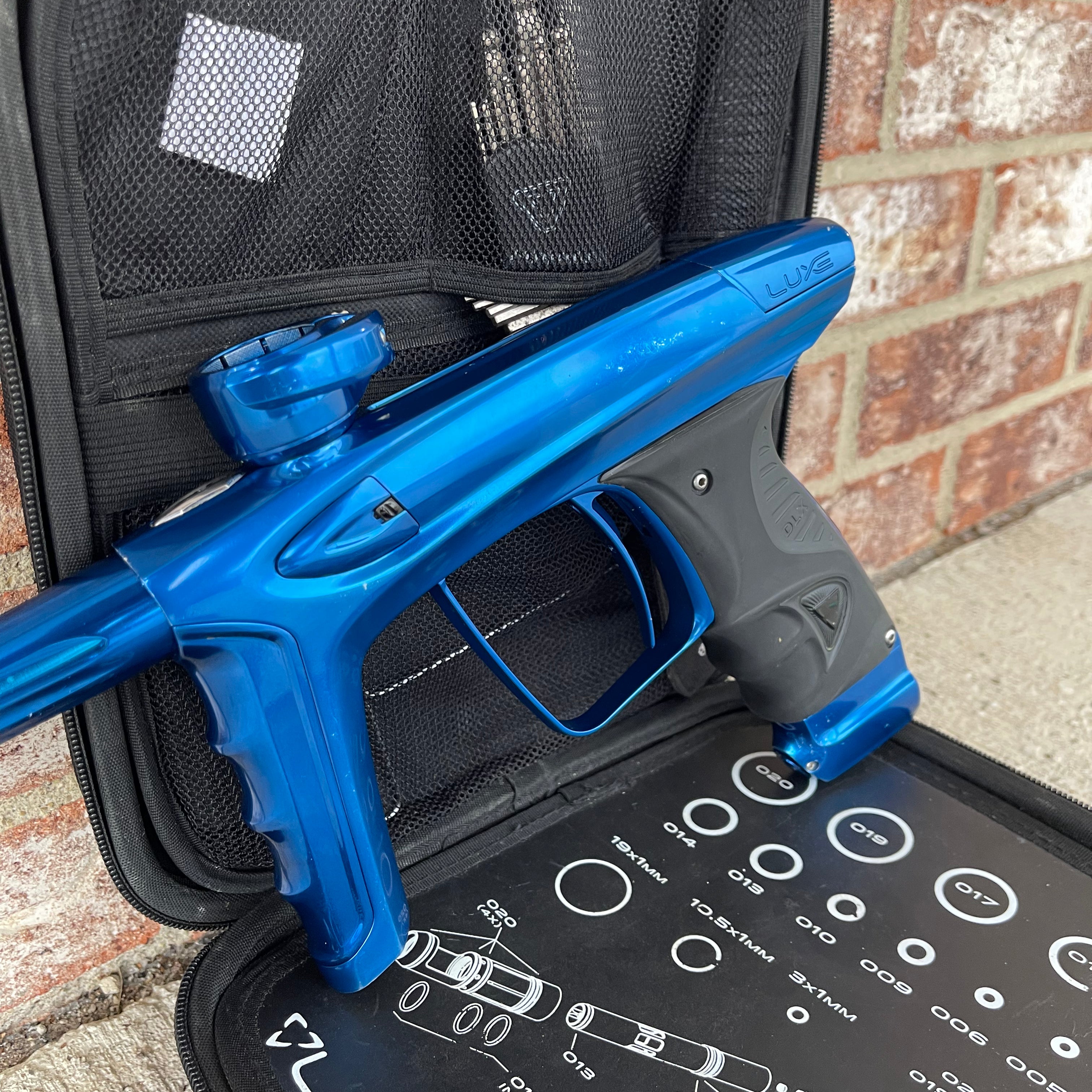 DLX Luxe Ice Paintball Gun - Gloss Blue