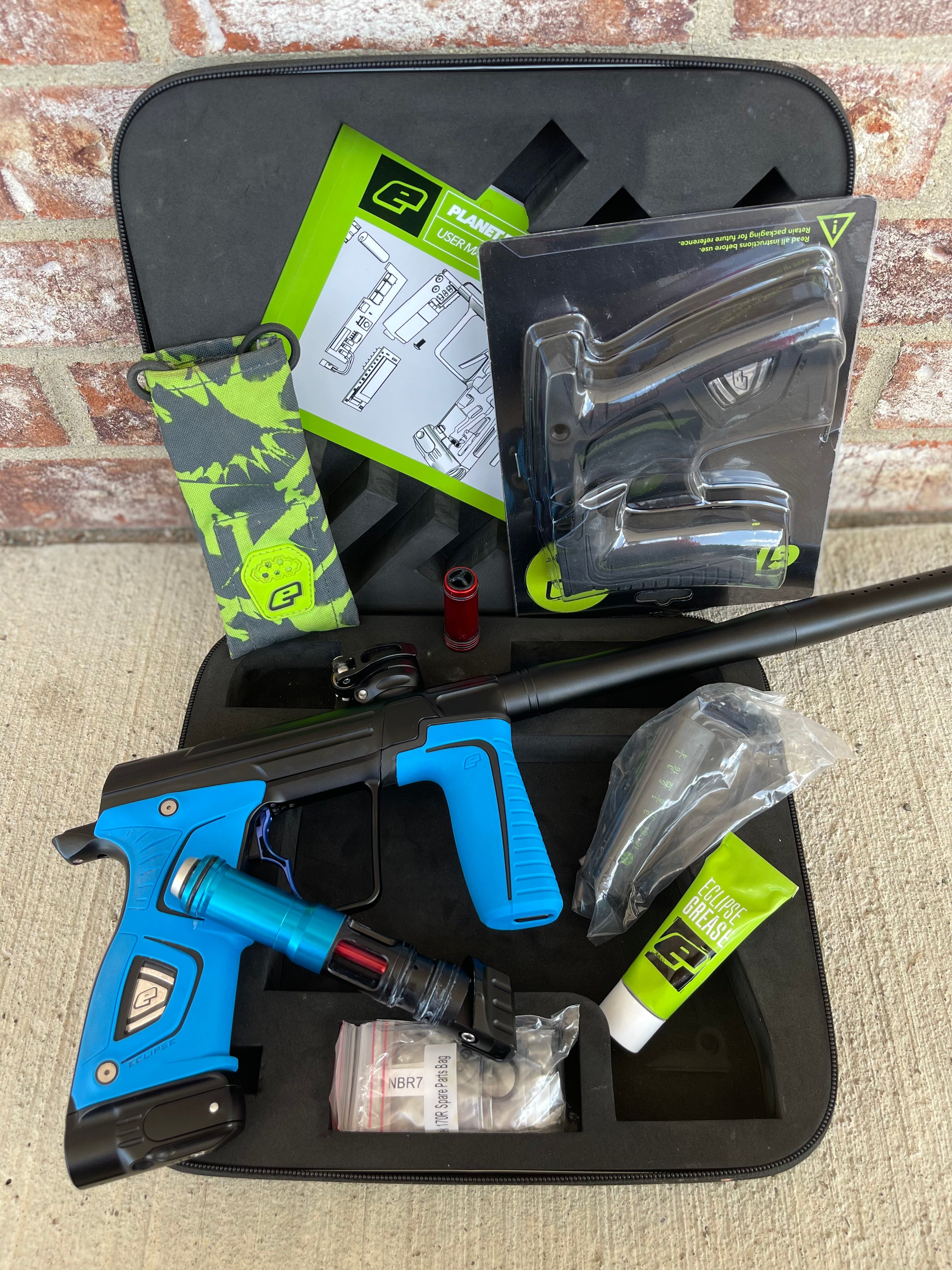 Planet Eclipse Gtek 170R Paintball Gun - Black w/ 2 Sets of Grips, Infamous 1R Trigger, and SSC Soft tip Bolt