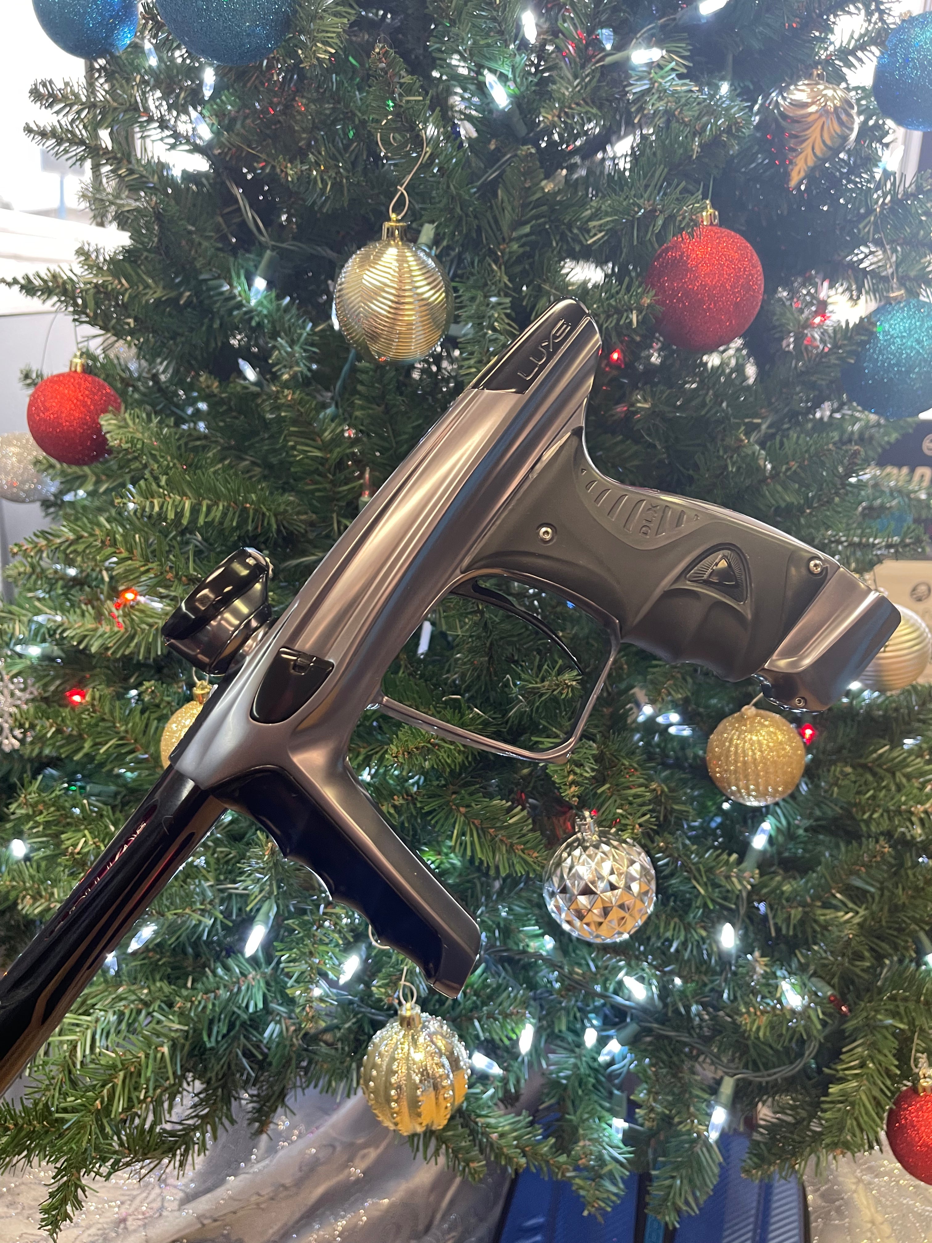 Used DLX Luxe X Paintball Gun - Dust Pewter/Polished Black w/ HK Army Exo 2.0 Case