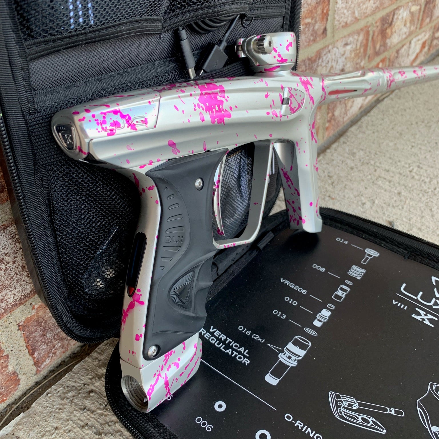 Used DLX Luxe X Paintball Gun - Silver Pink Splash