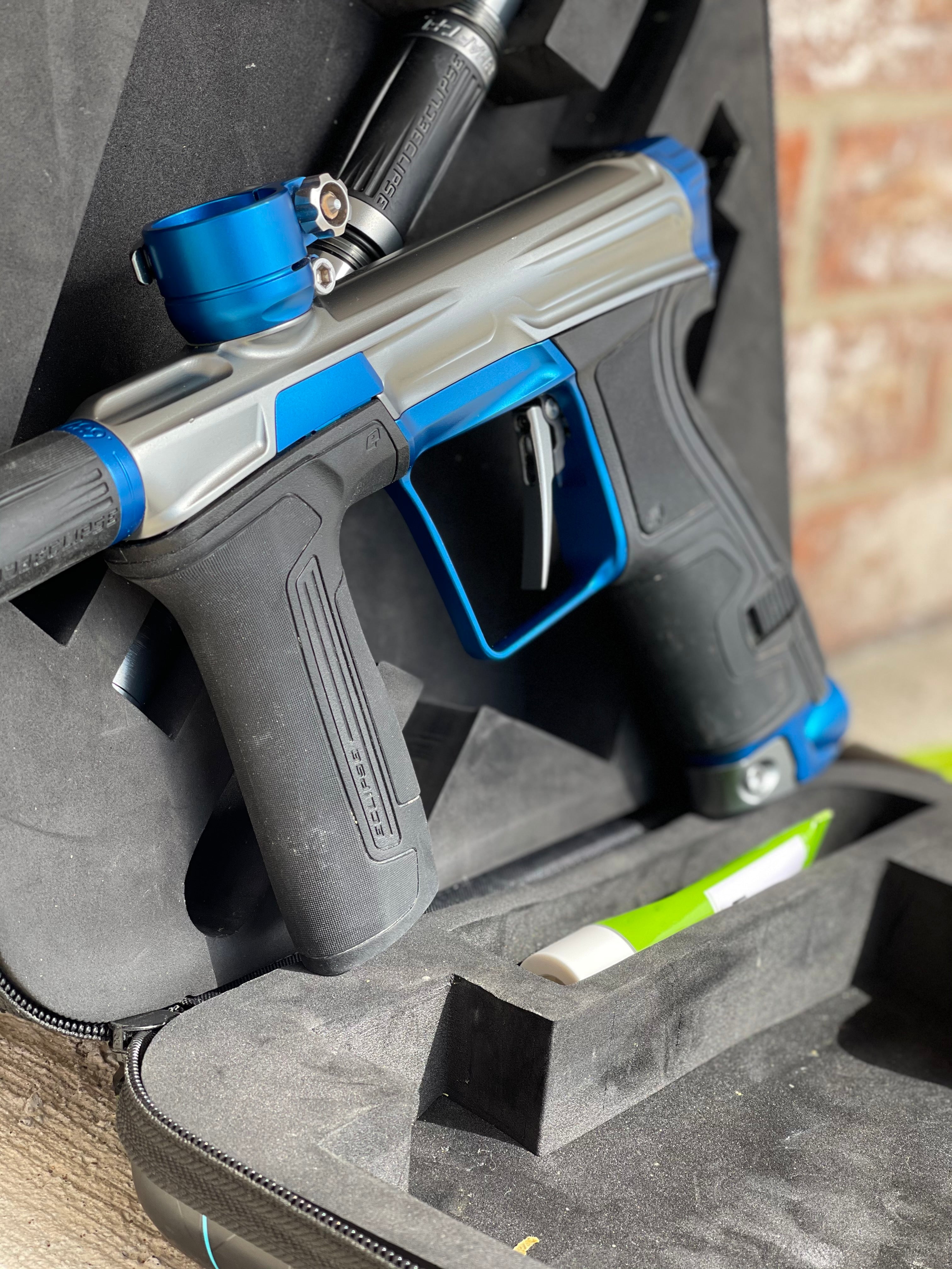 Used Planet Eclipse CS2 Paintball Marker- Grey / Blue