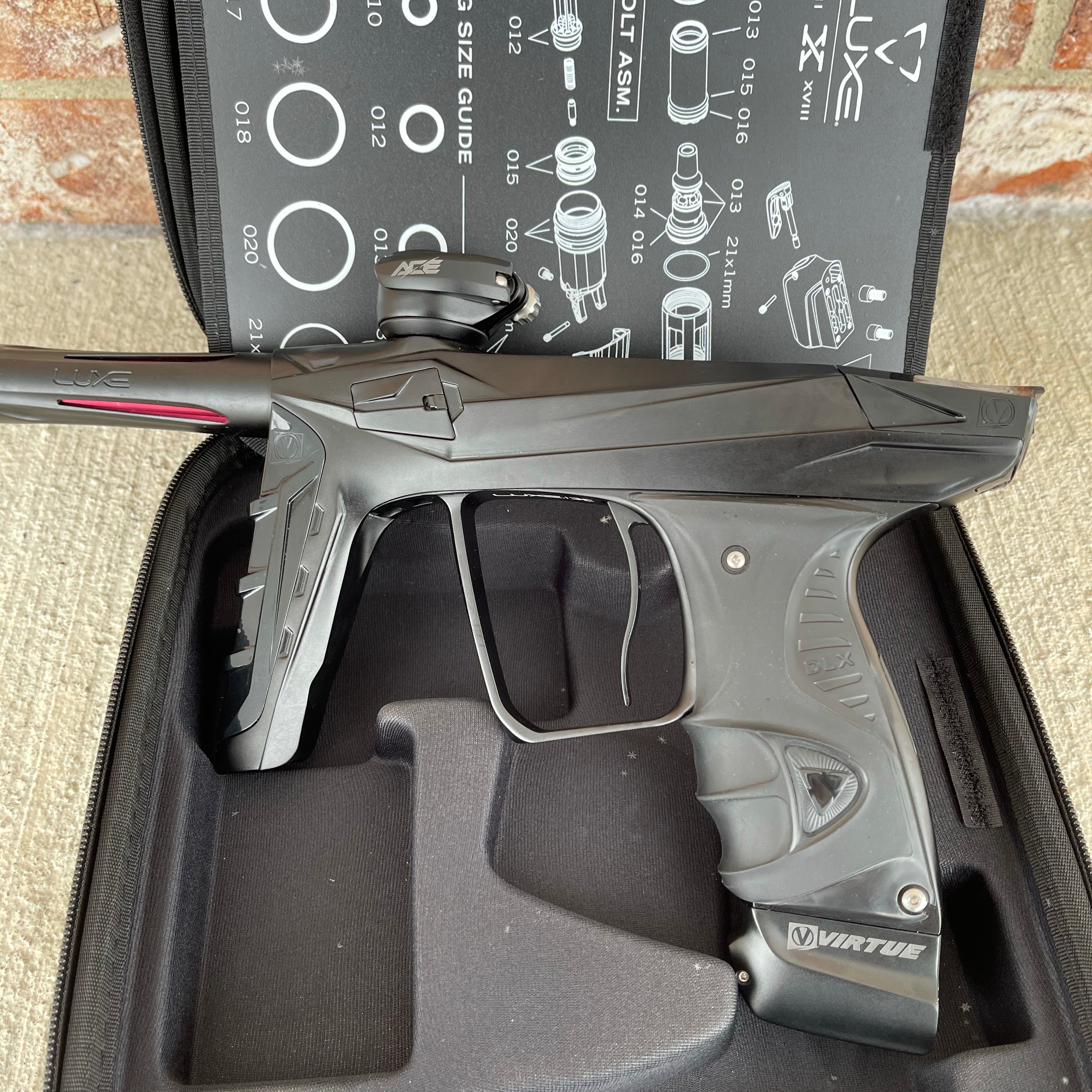 Used Virtue Luxe Ace Paintball Gun - Black