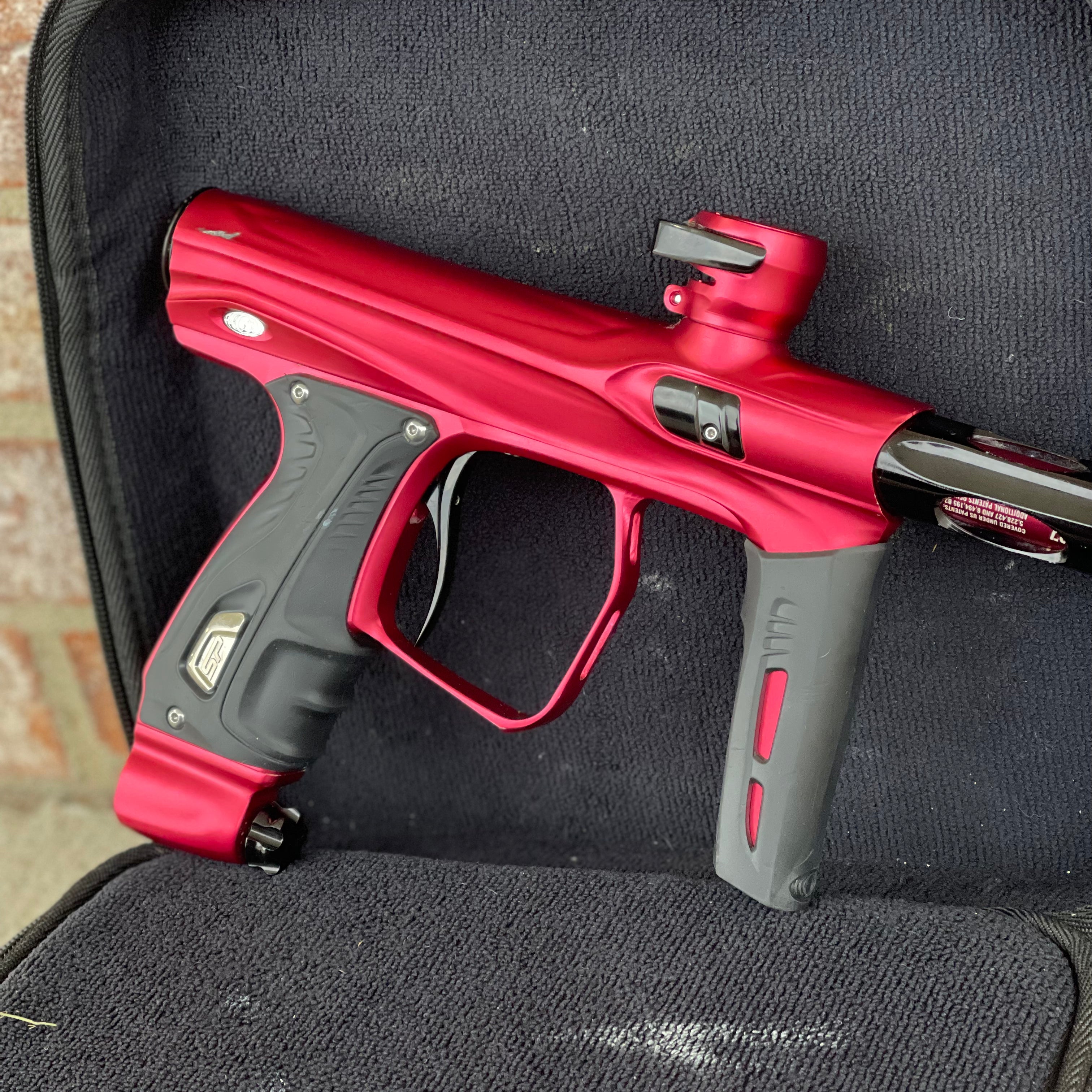 Used Shocker XLS Paintball Gun - Red/Black w/Black Freak XL Barrel Back & Core Barrel Front