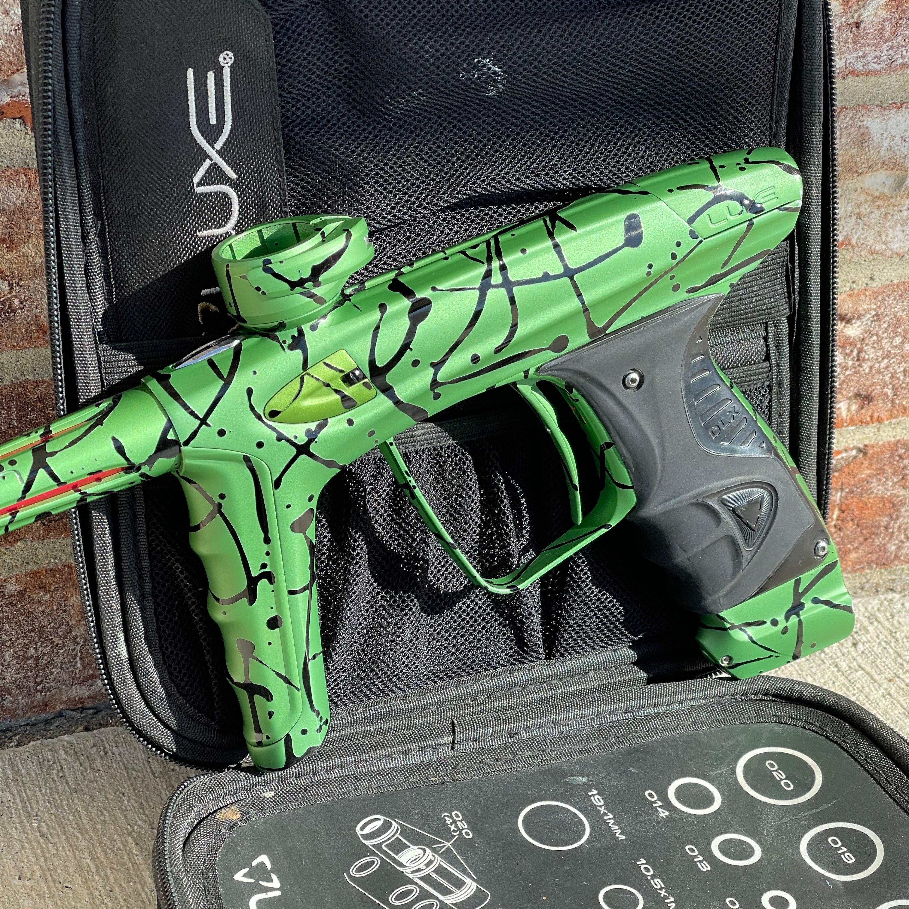 Used DLX Luxe Ice Paintball Gun - LE Dust Green/Black 3D Splash #7 of 20