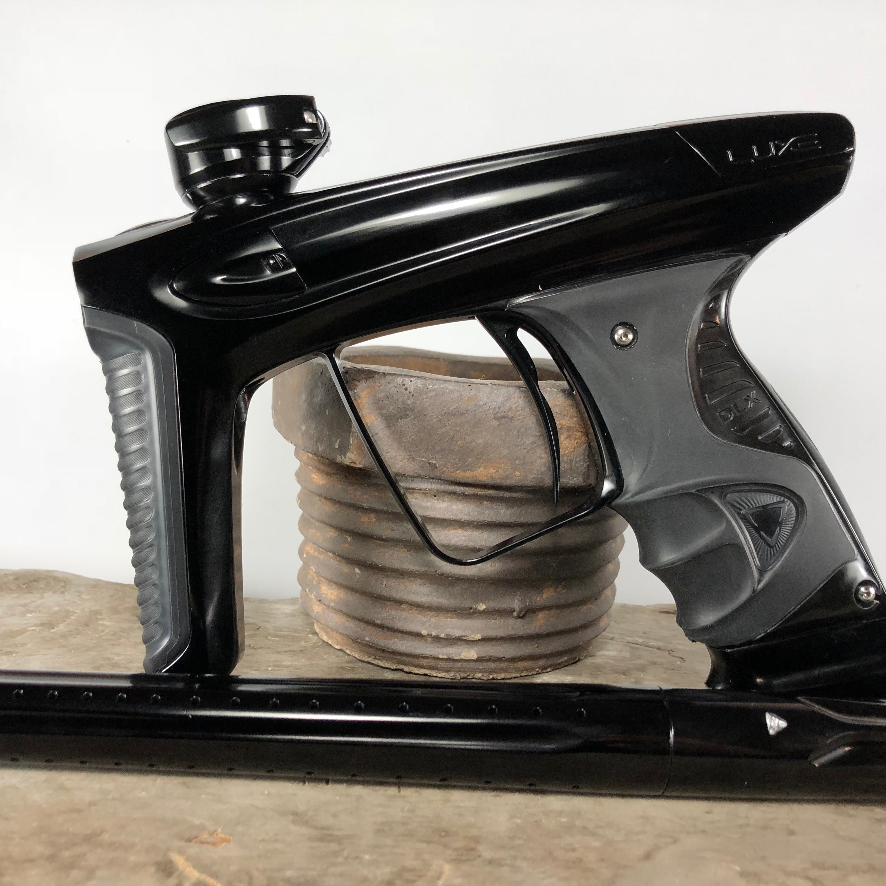 DLX Luxe Ice - Gloss Black