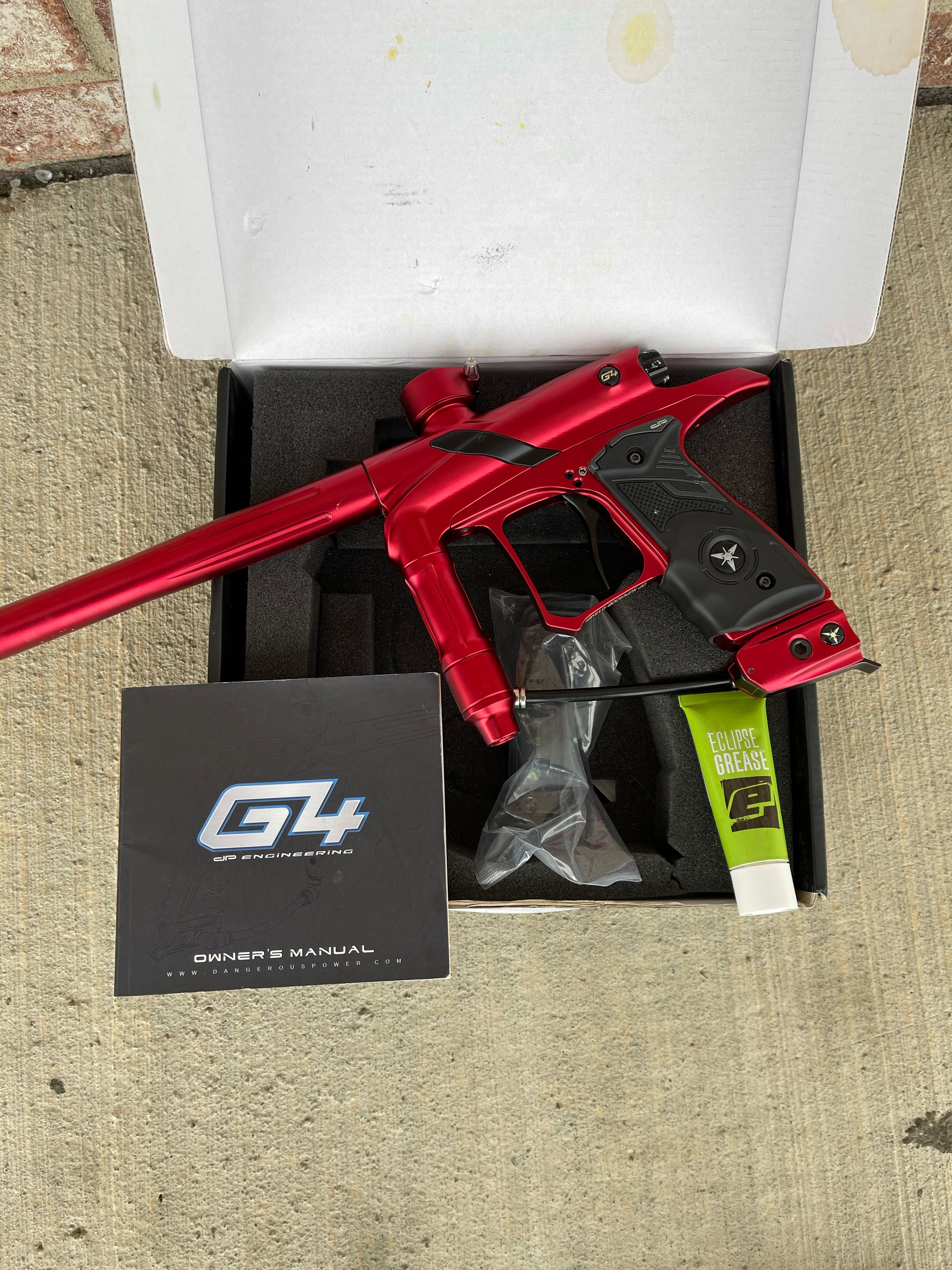 Used Dangerous Power G4 Paintball Gun - Red