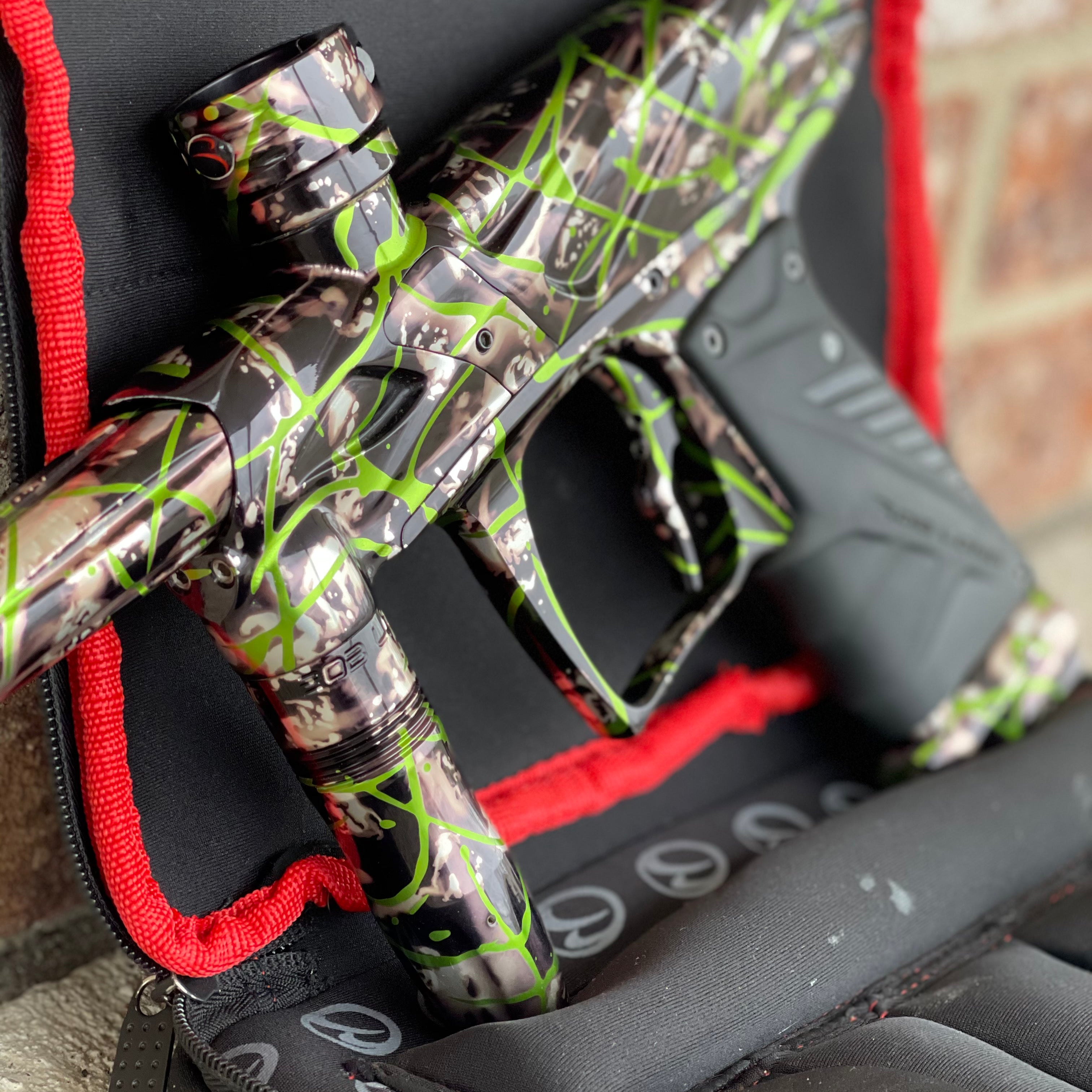 Used Bob Long Onslaught Paintball Gun - Slime Splash