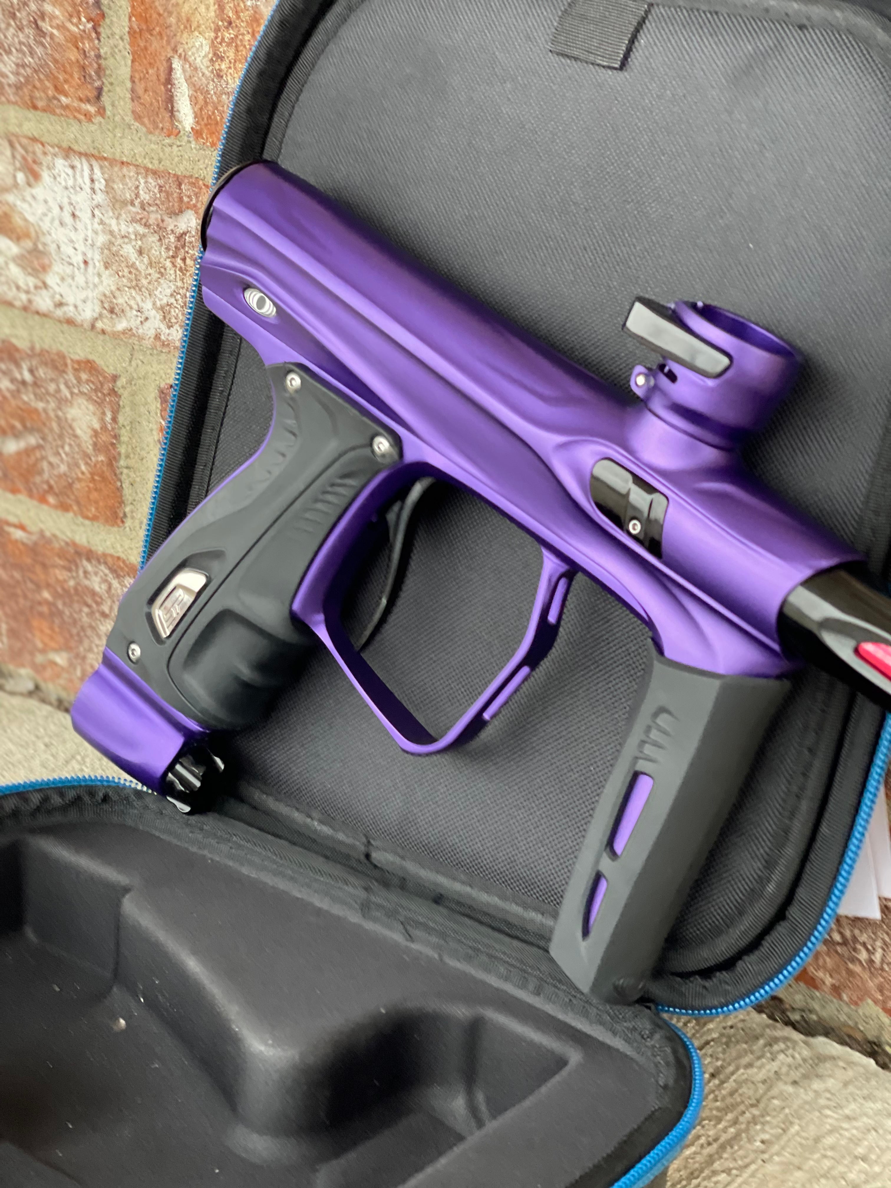 Used SP Shocker XLS Paintball Gun - Dust Purple
