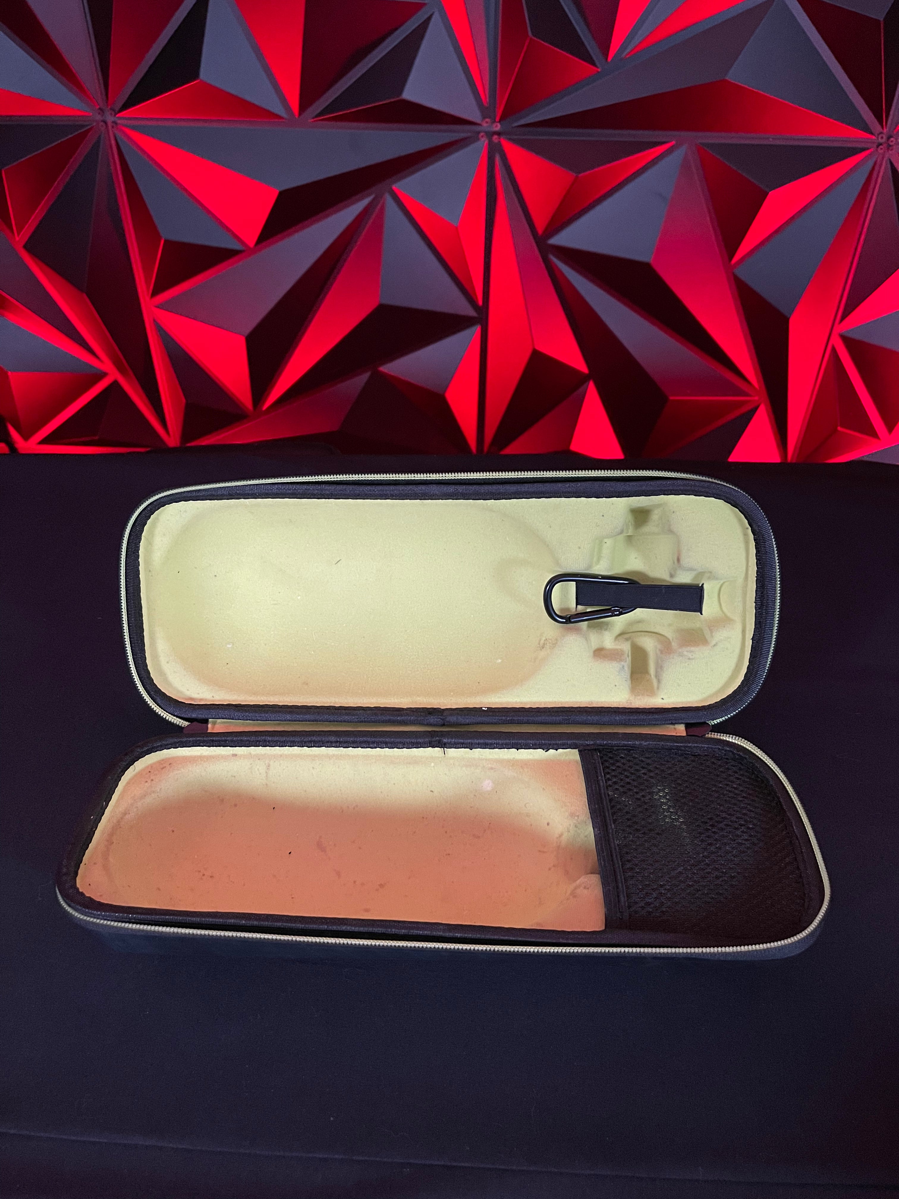 Used Infamous Tank Case - Black