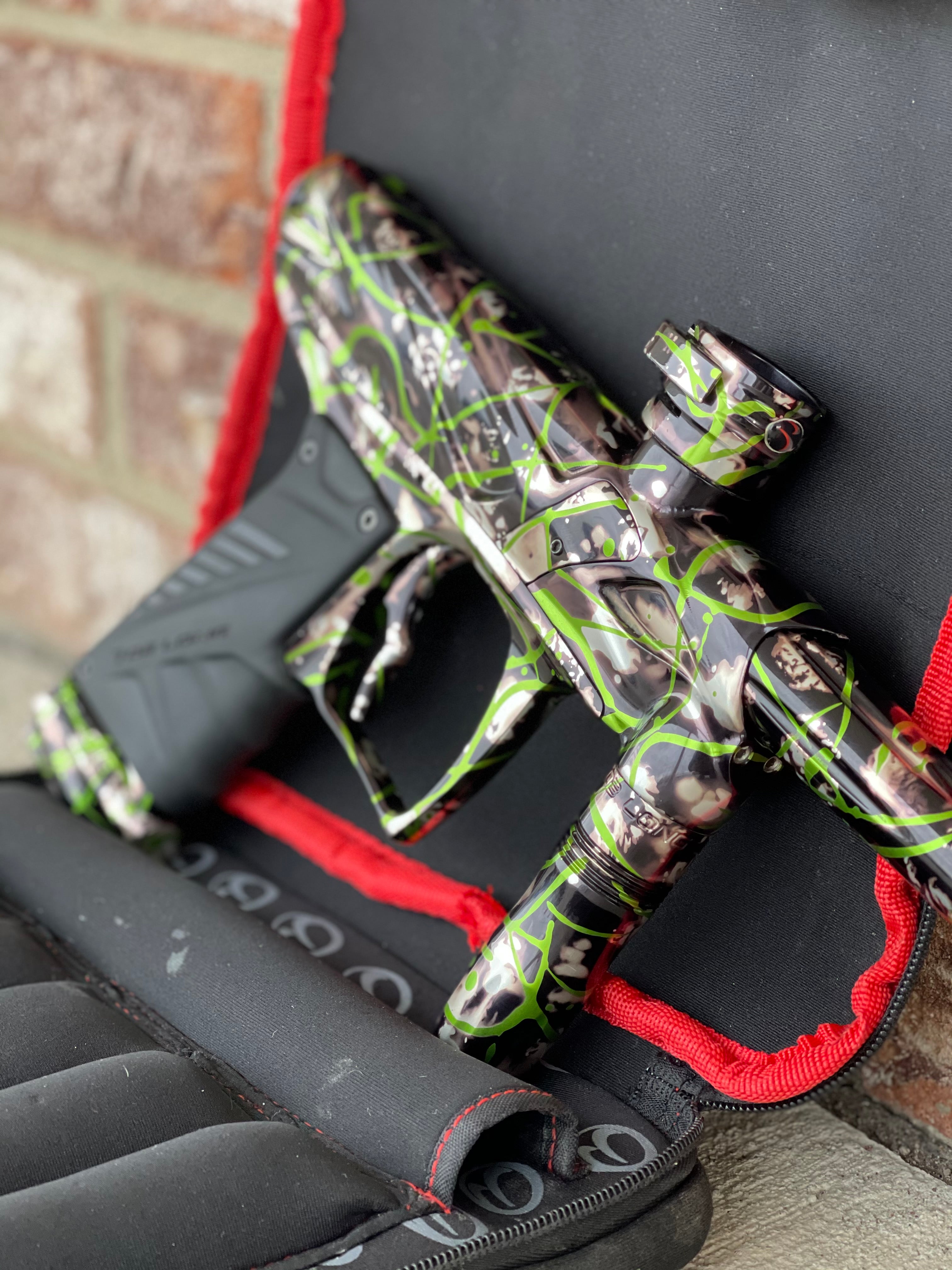 Used Bob Long Onslaught Paintball Gun - Slime Splash