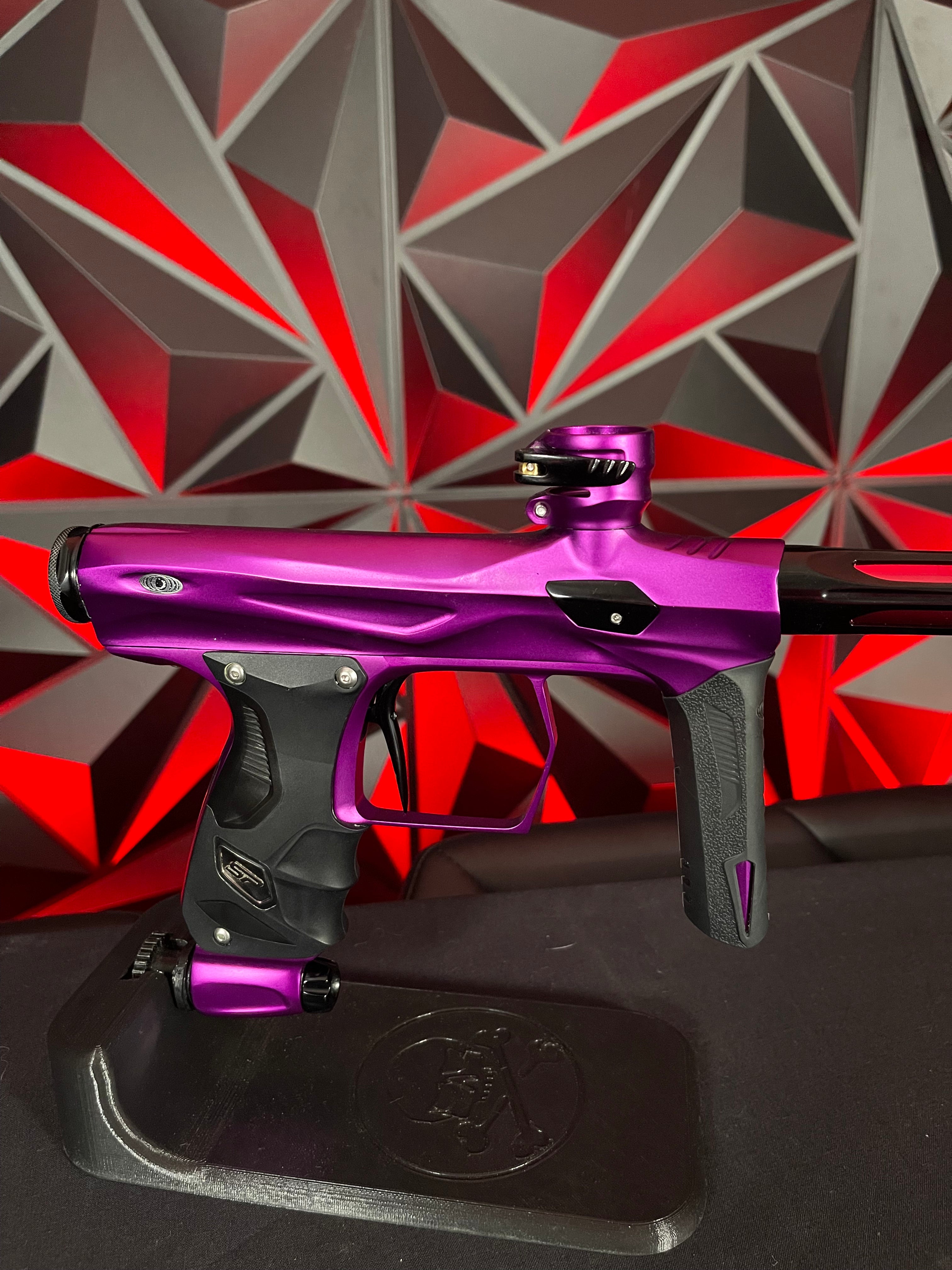 Used Shocker Amp Paintball Gun - Purple / Black