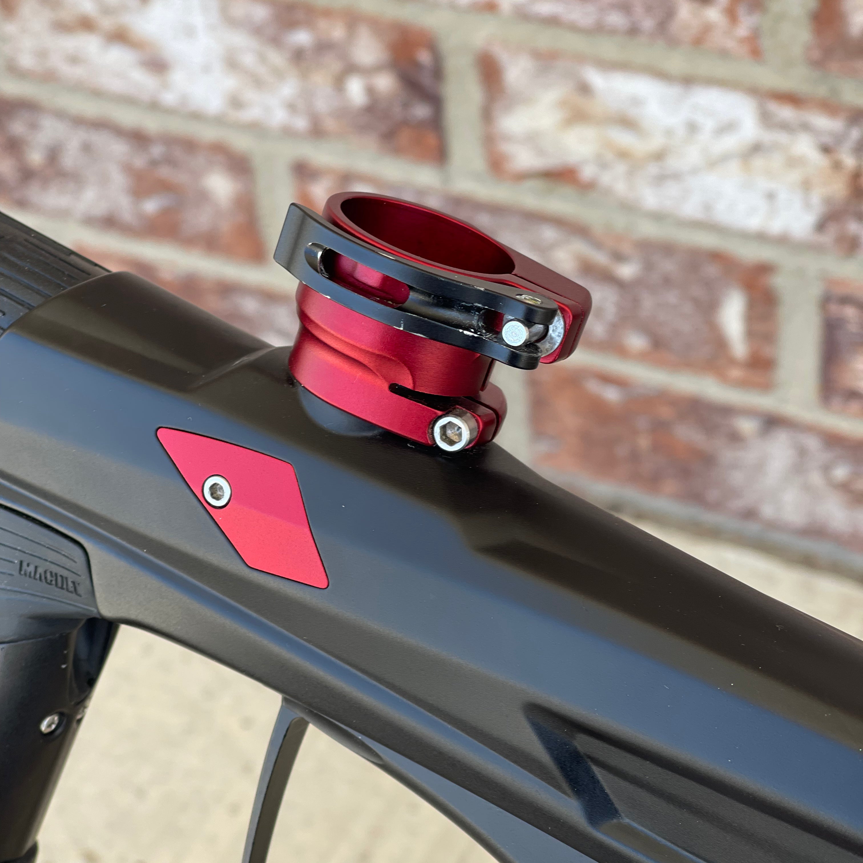 Used MacDev Clone 5S Paintball Gun - Dust Black/Red with Infinity Drive