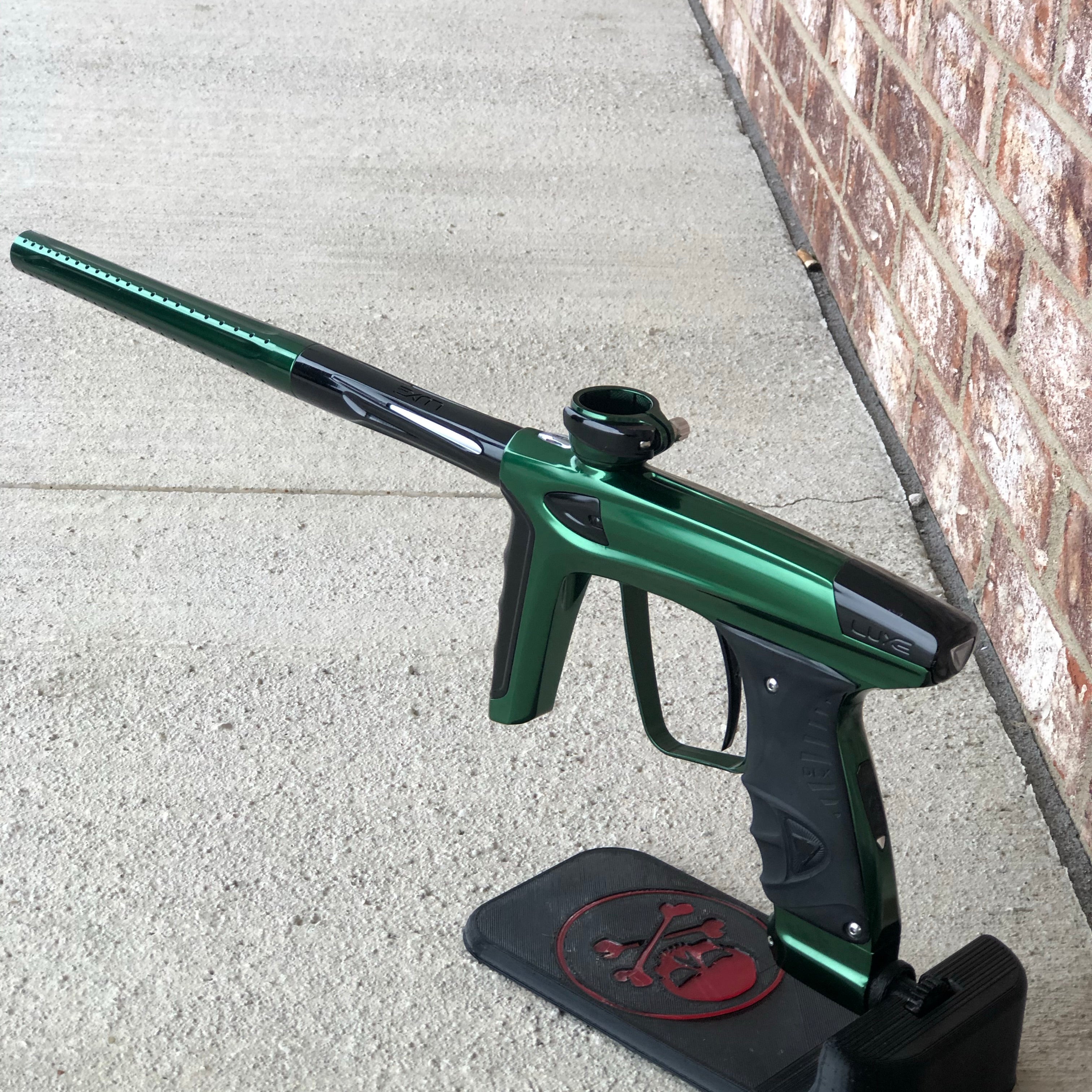 Used DLX Luxe Ice Paintball Marker - Gloss Emerald
