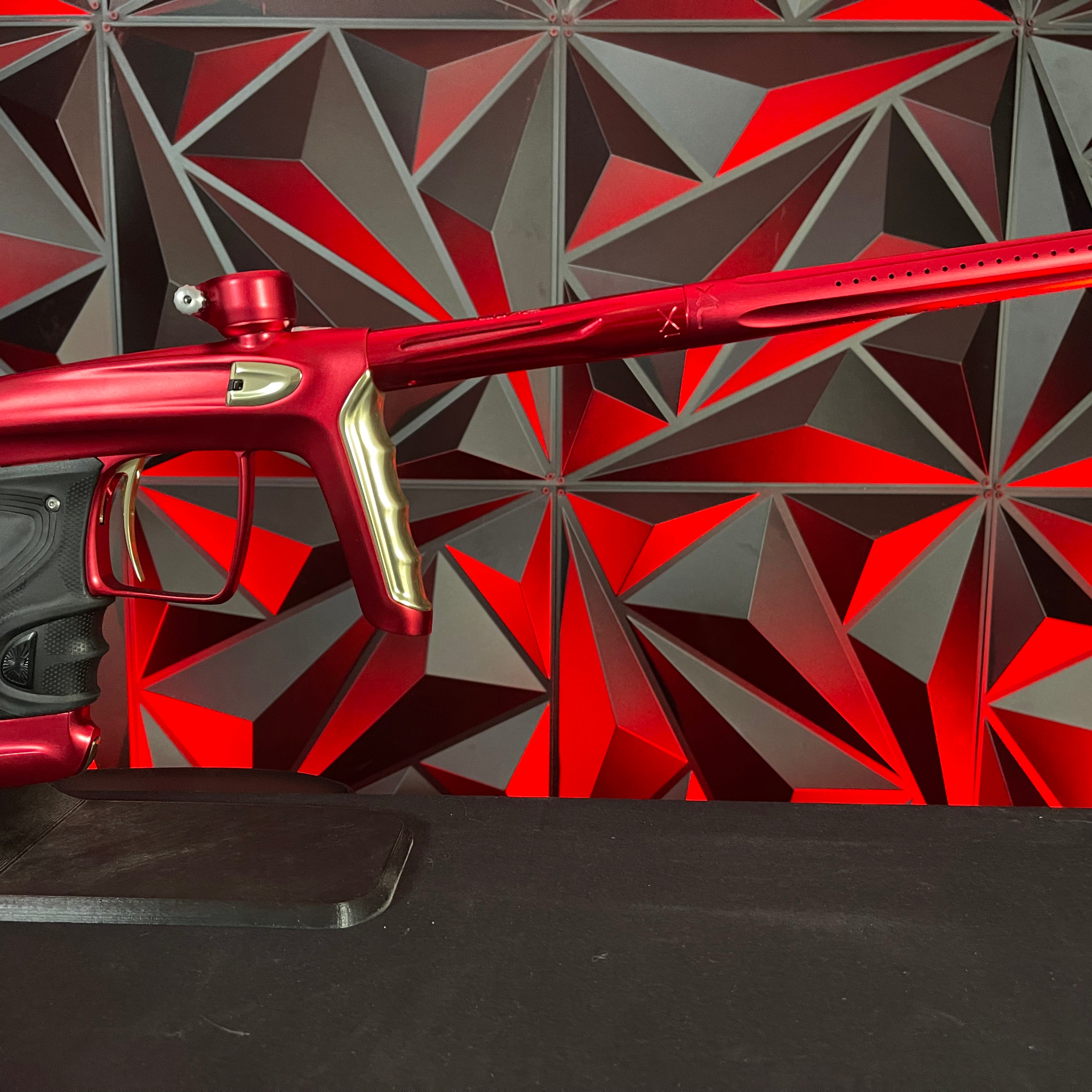 Used DLX Luxe TM40 Paintball Gun - Dust Red / Gloss Gold