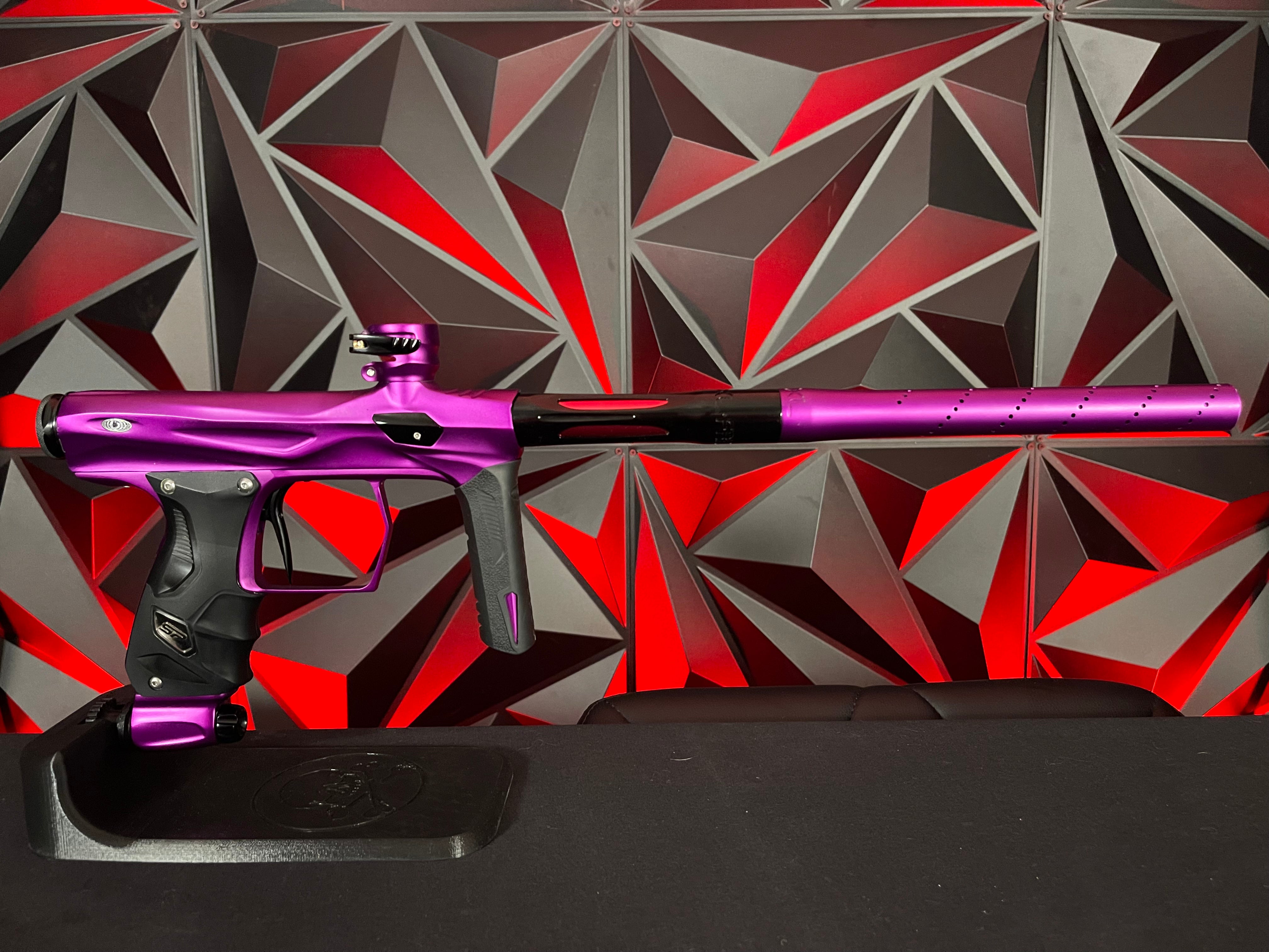 Used Shocker Amp Paintball Gun - Purple / Black