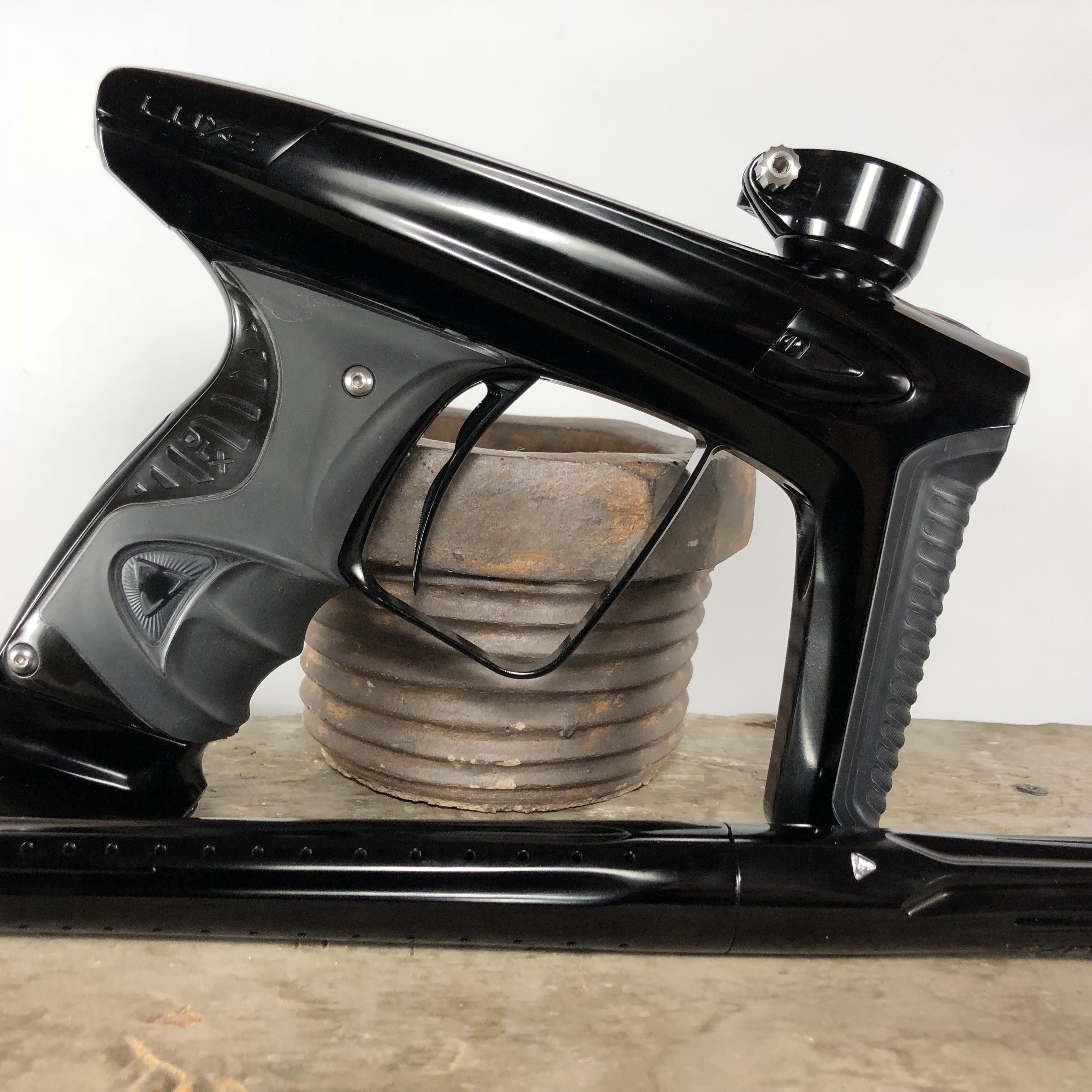 DLX Luxe Ice - Gloss Black
