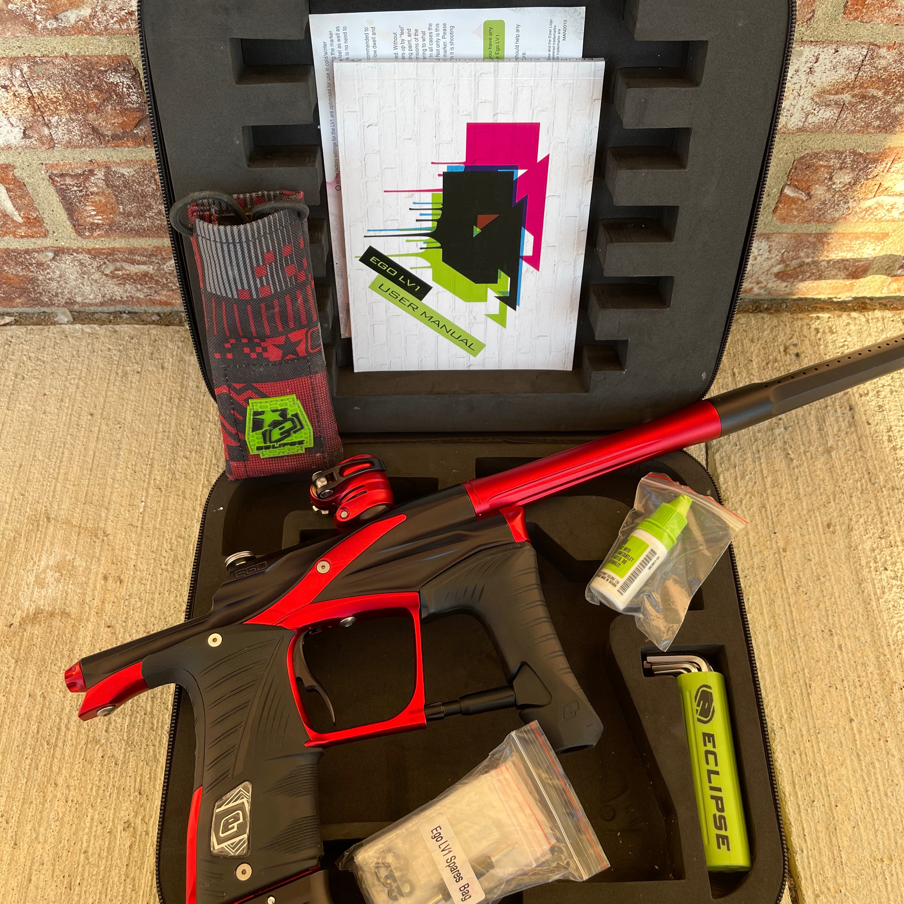 Used Planet Eclipse LV1.1 Paintball Gun - Dark Trooper (Black/Red)