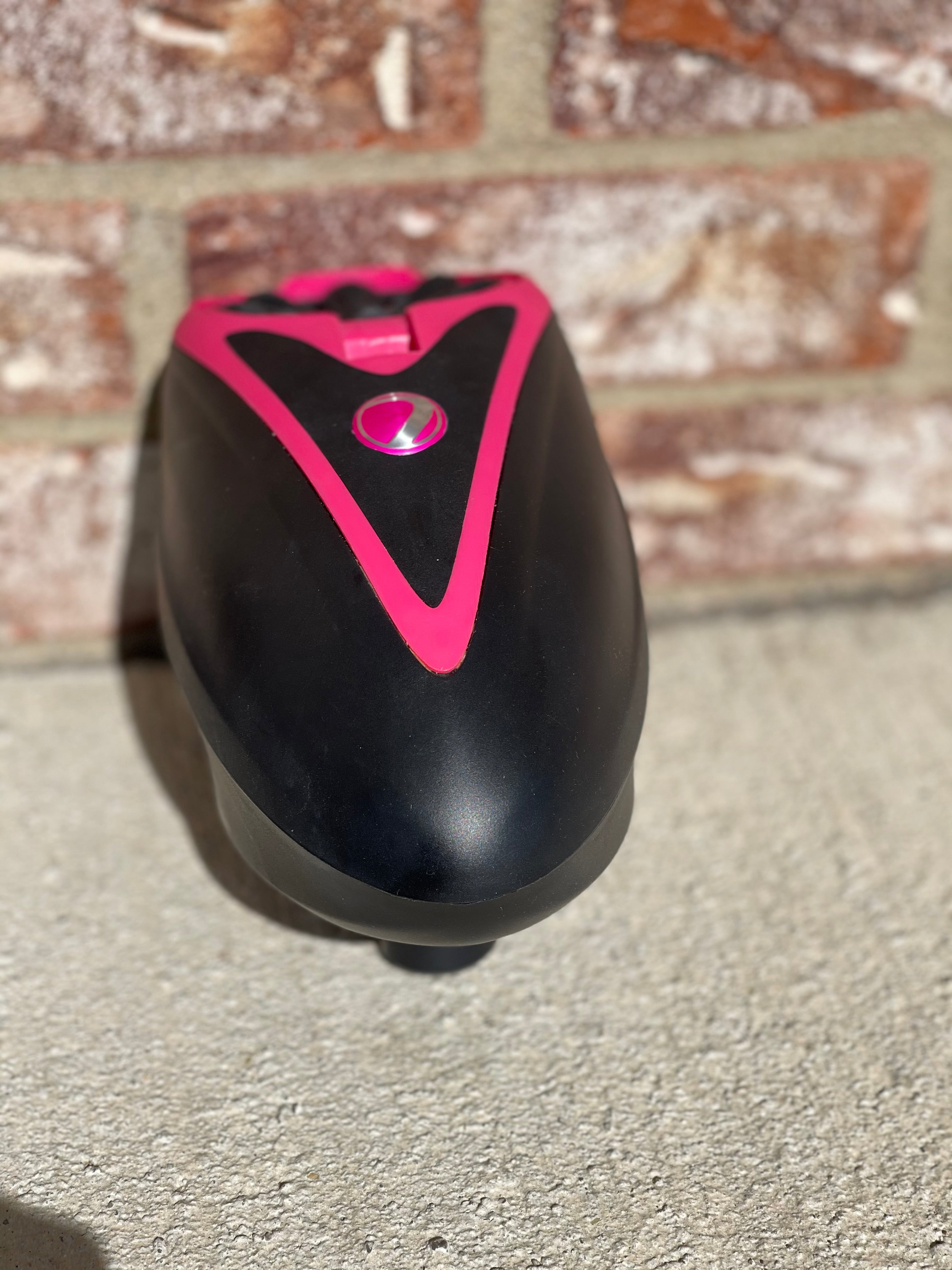 Used Dye LTR Paintball Loader - Black/Pink