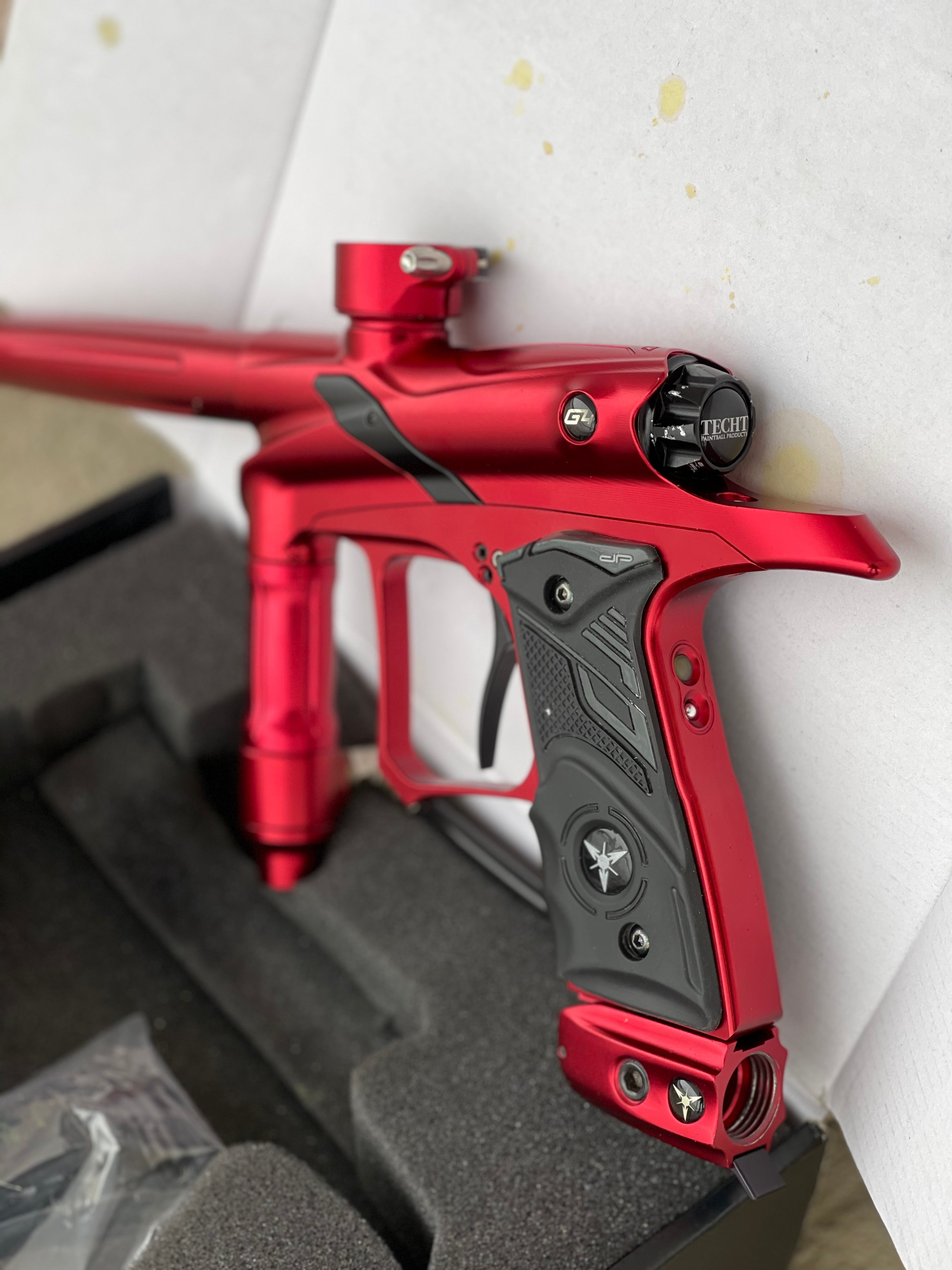 Used Dangerous Power G4 Paintball Gun - Red
