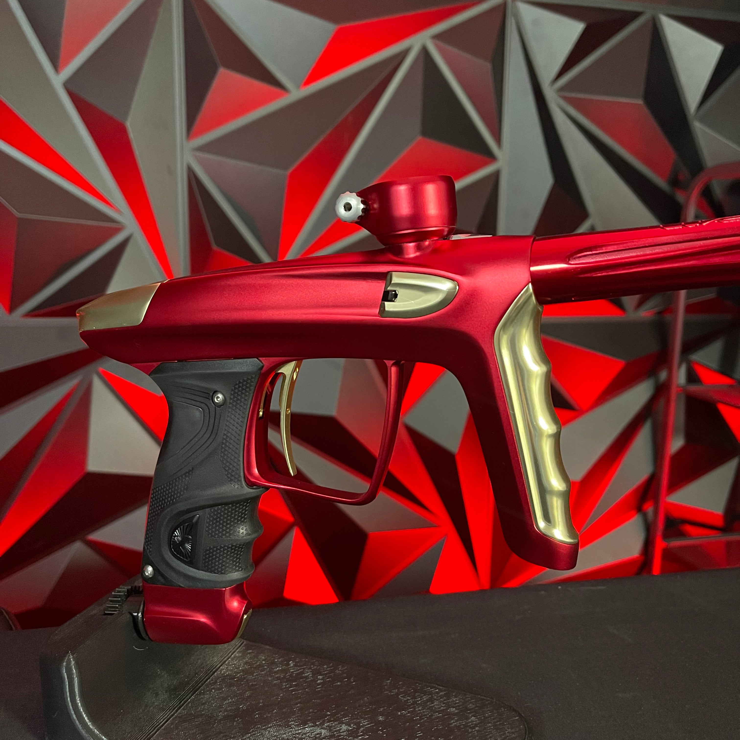 Used DLX Luxe TM40 Paintball Gun - Dust Red / Gloss Gold