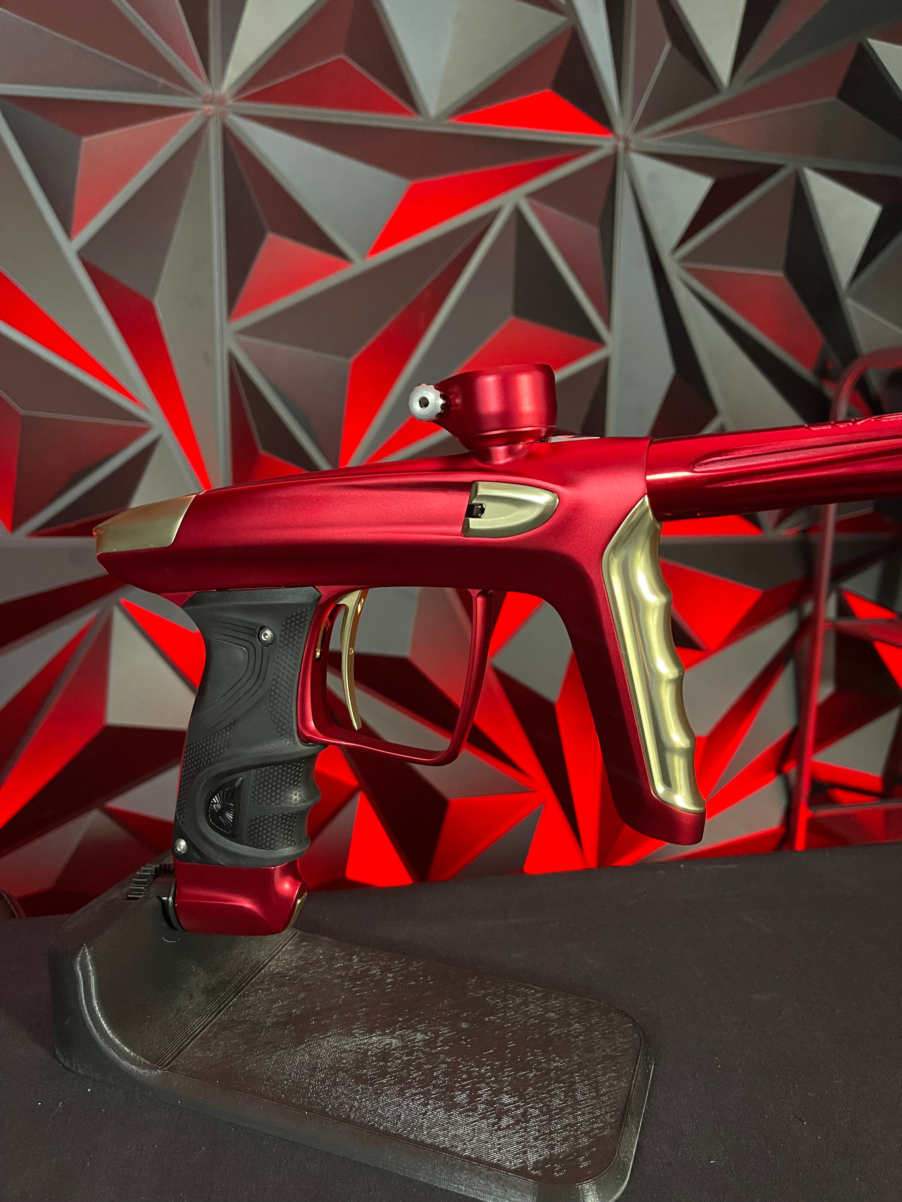 Used DLX Luxe TM40 Paintball Gun - Dust Red / Gloss Gold