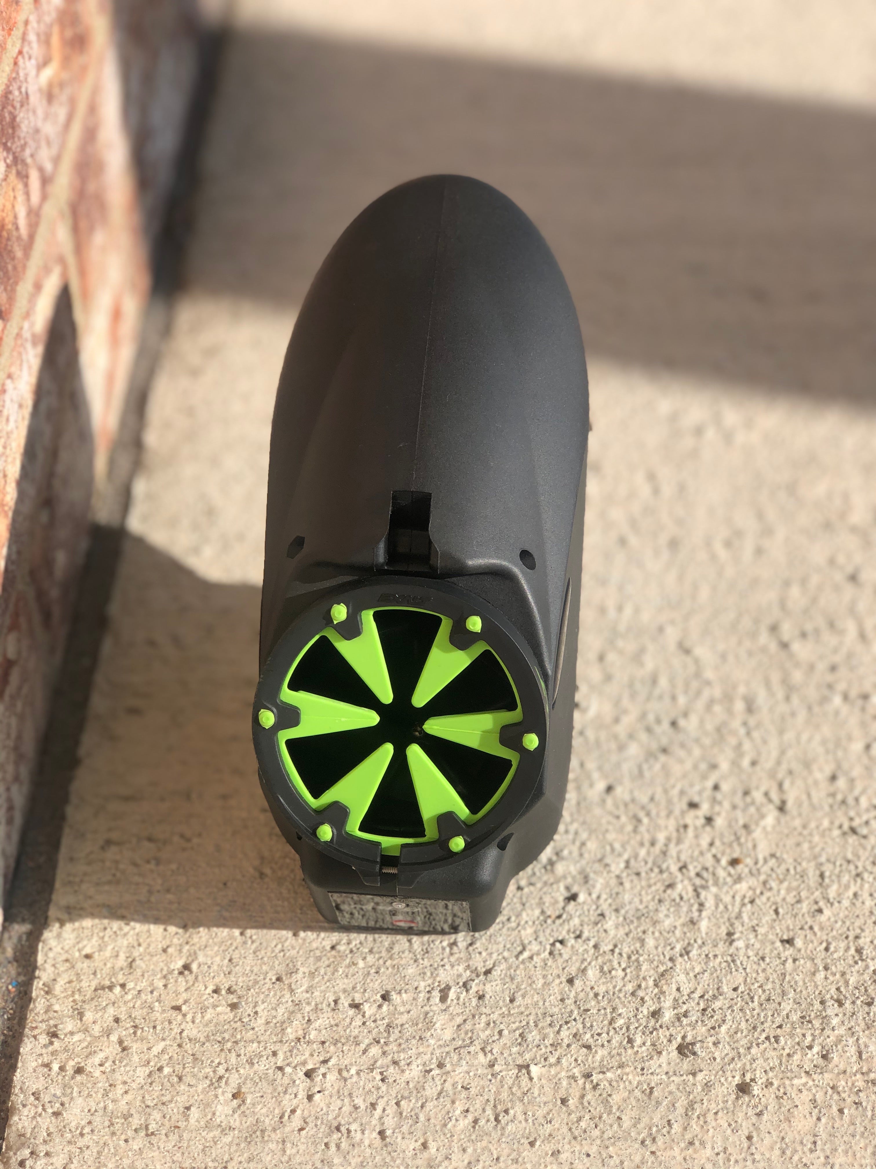 Used Empire Halo 2 Paintball Loader with Exalt Lime Speed Feed