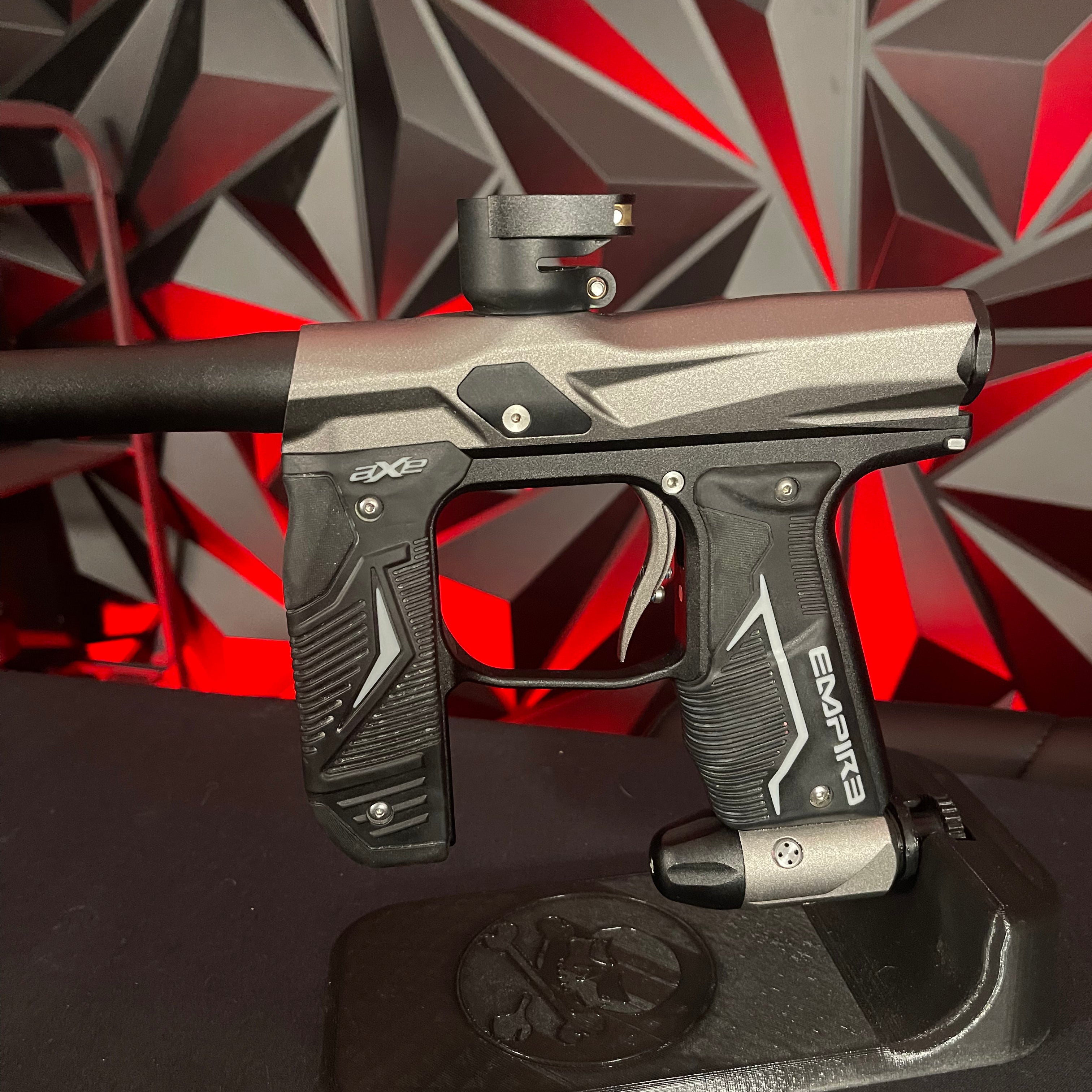 Used Empire Axe 2.0 - Grey/Black w/ XL HK Army Marker Case