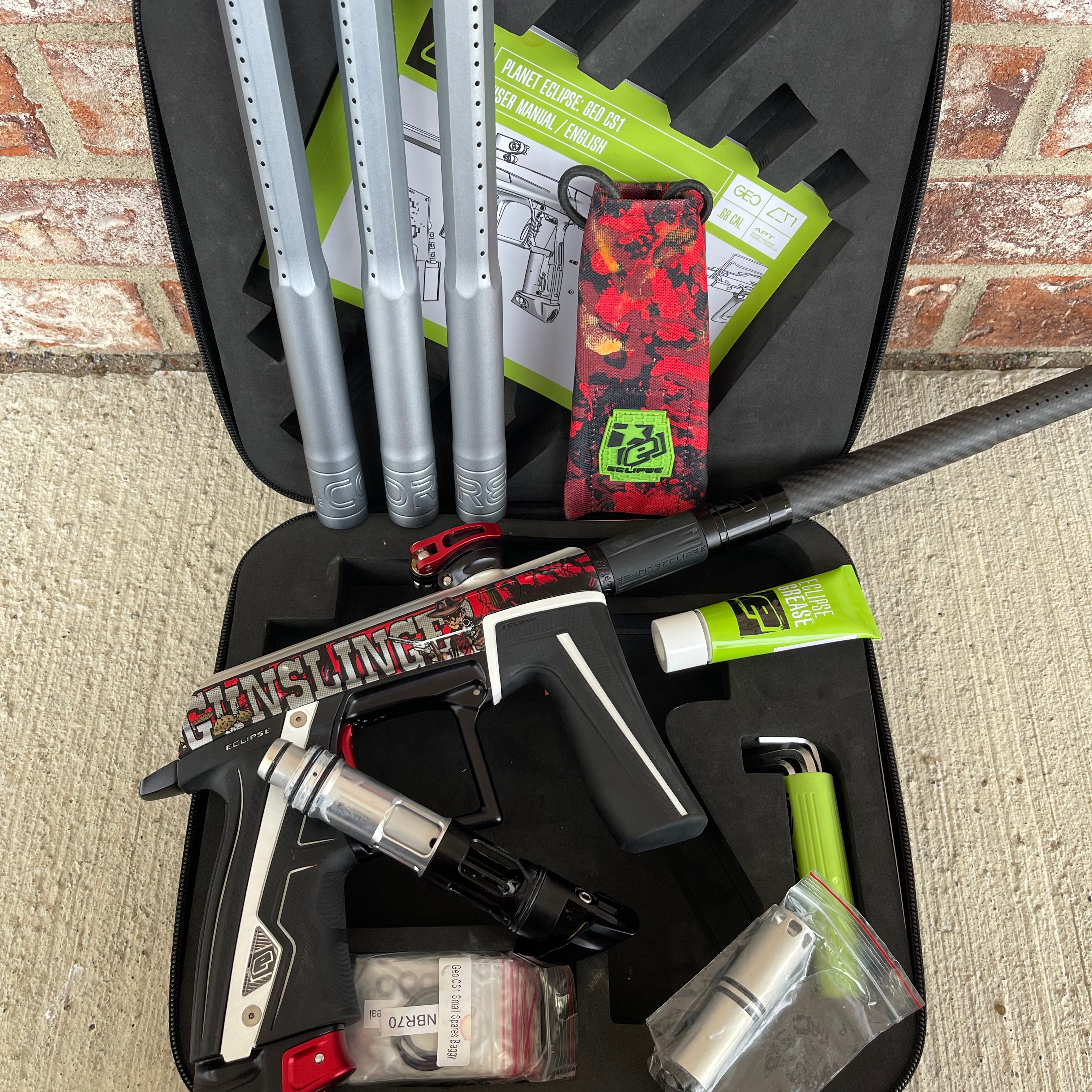 Used Planet Eclipse Cs1.5 Paintball Gun - LE Gunslinger #5 w/ 3 Core FL Tips and Matching Carbon Fiber FL Barrel