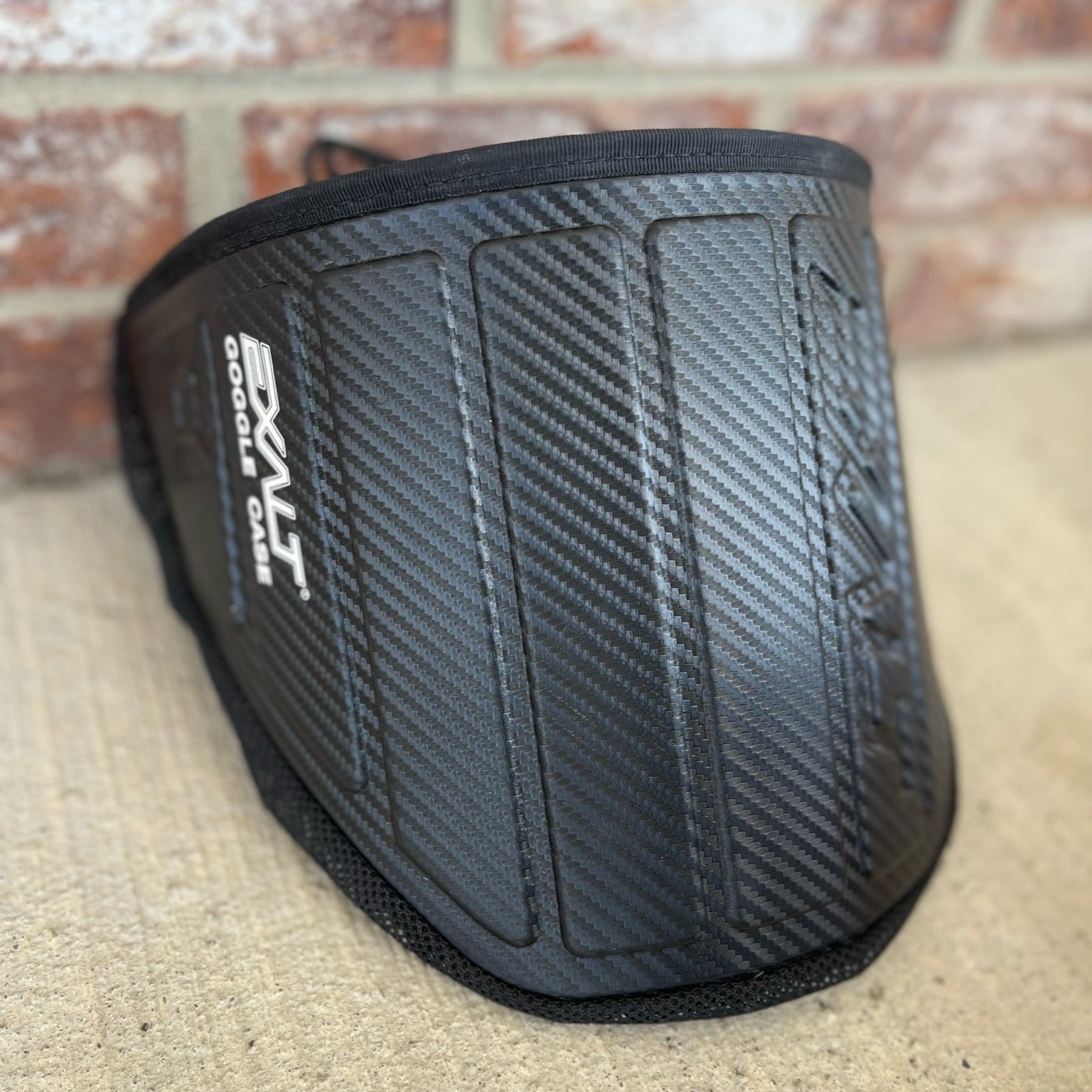 Used Exalt Carbon Goggle Case - Black