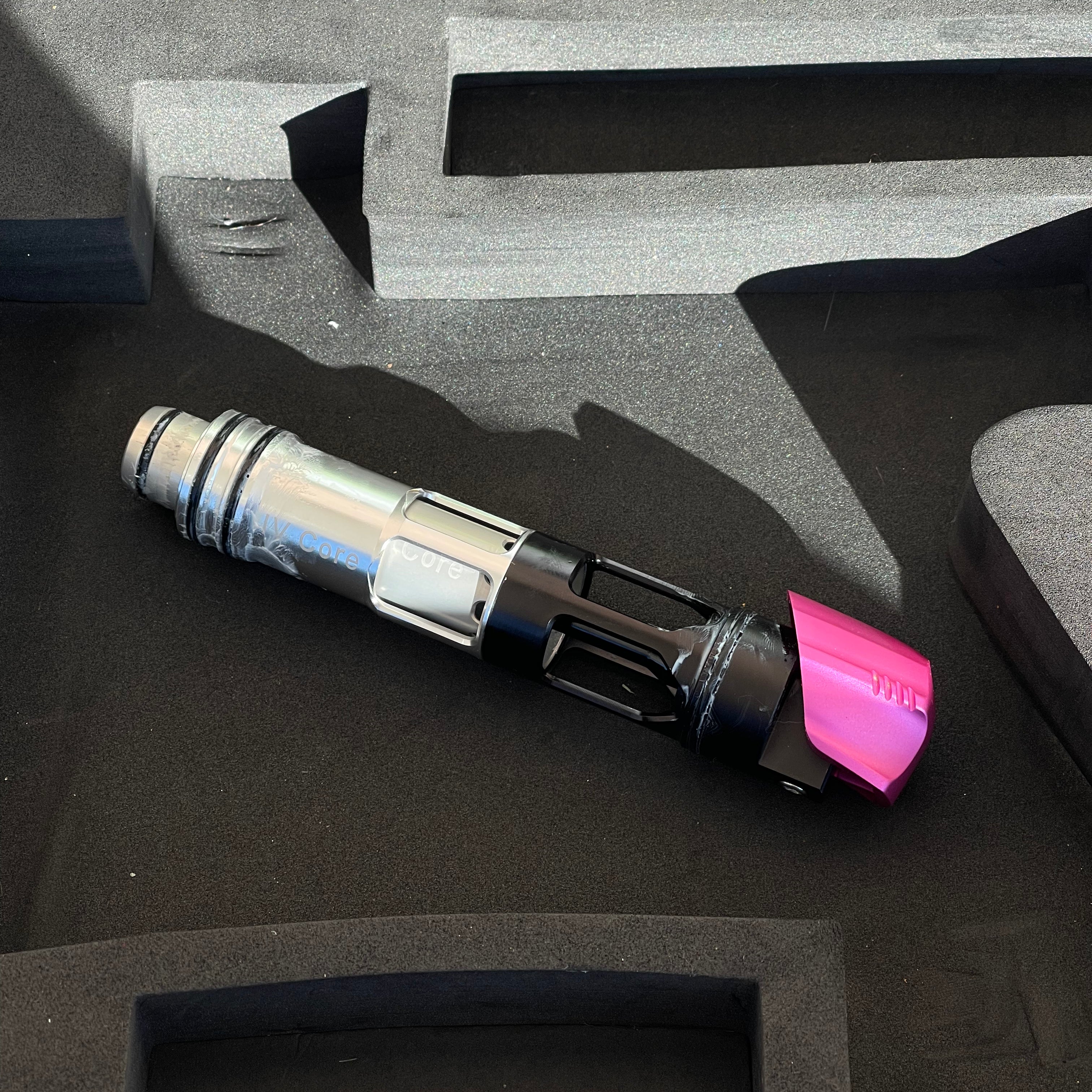 Used Planet Eclipse Geo 4 Paintball Gun - Teal/Pink