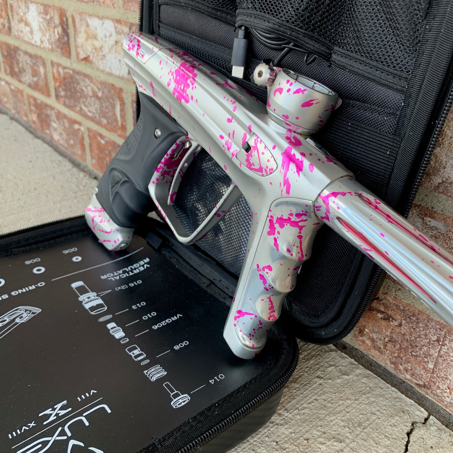 Used DLX Luxe X Paintball Gun - Silver Pink Splash