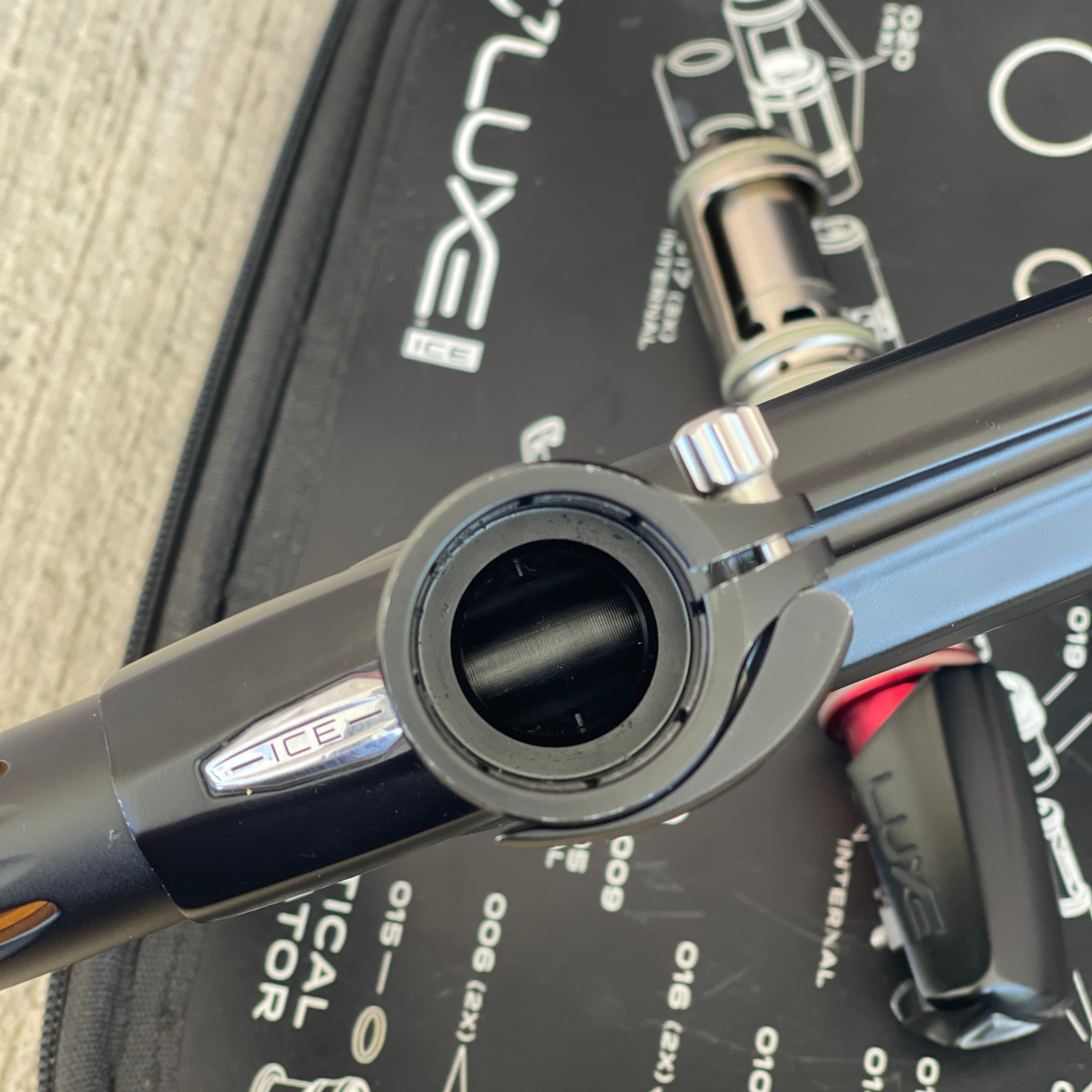Used DLX Luxe Ice Paintball Gun - Dust Black w/ Encore Bolt
