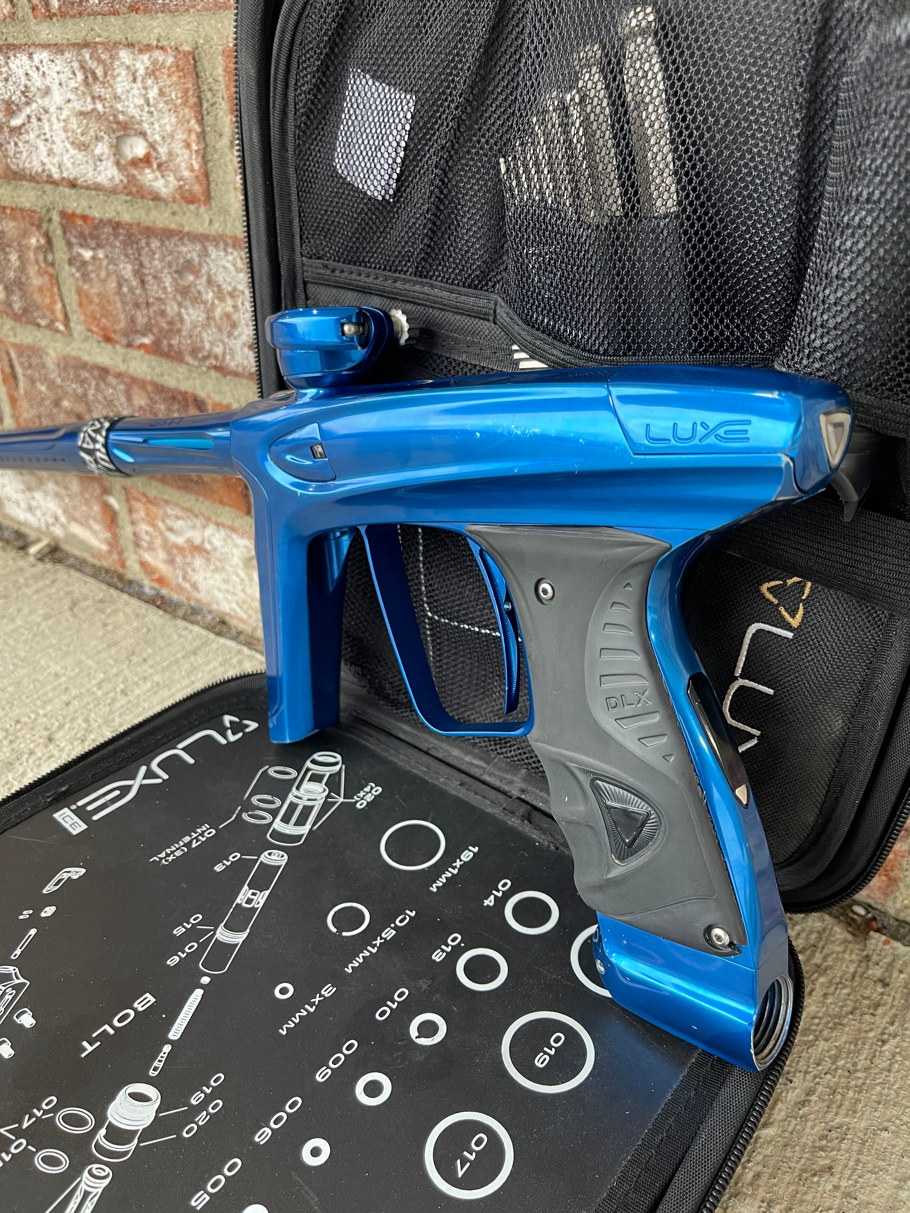 DLX Luxe Ice Paintball Gun - Gloss Blue