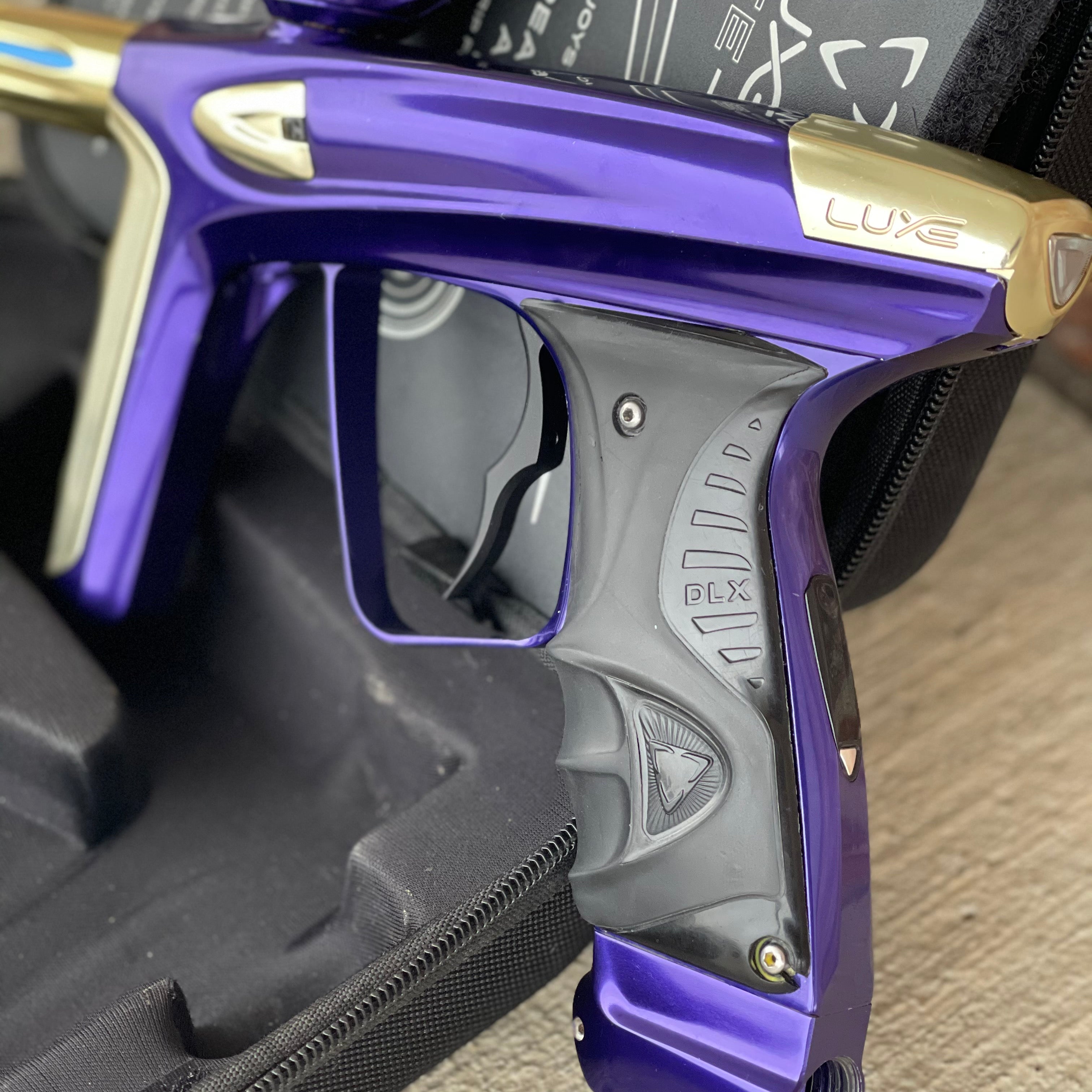 Used DLX Luxe Ice Paintball Gun - Gloss/Purple