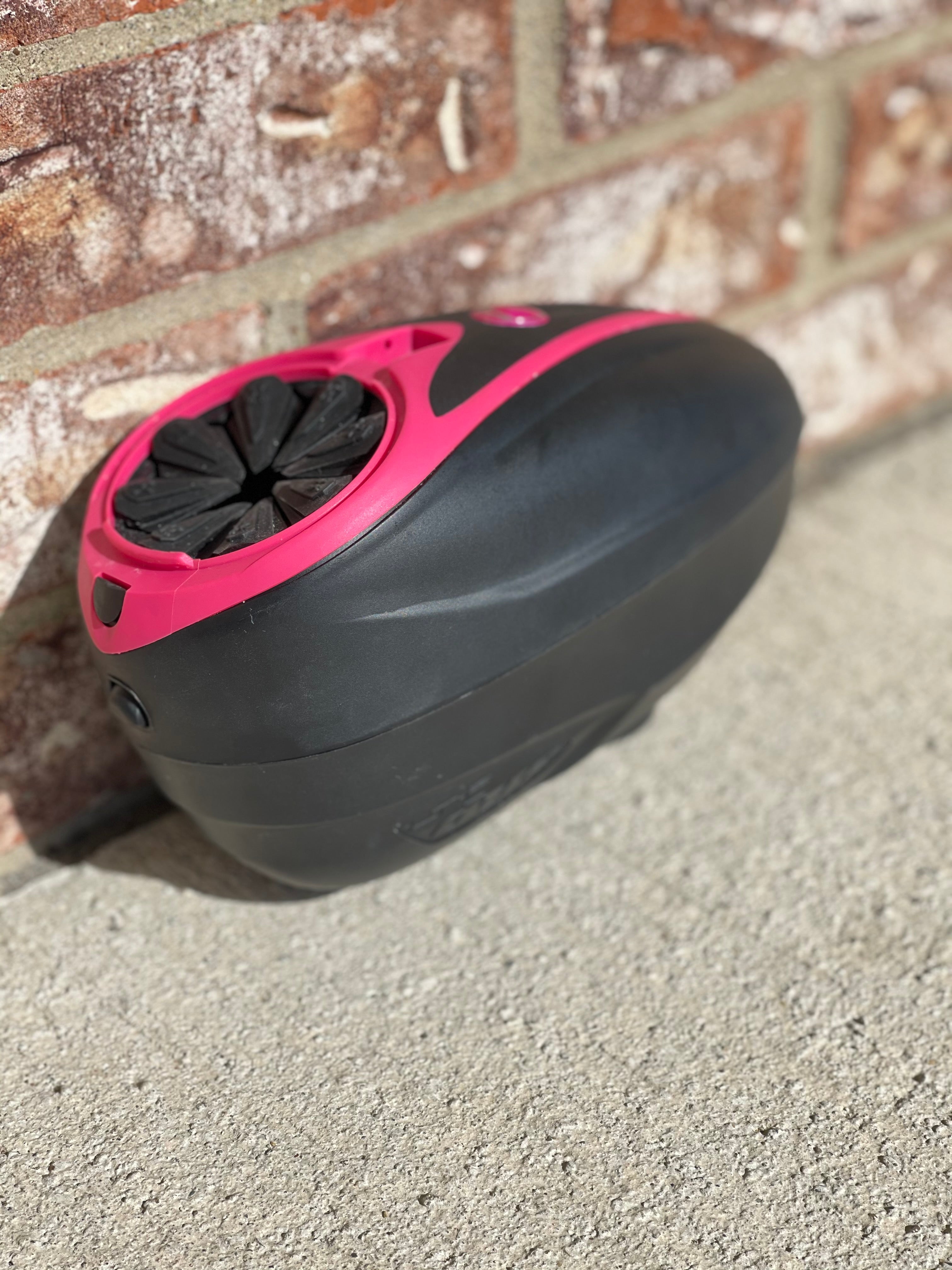 Used Dye LTR Paintball Loader - Black/Pink