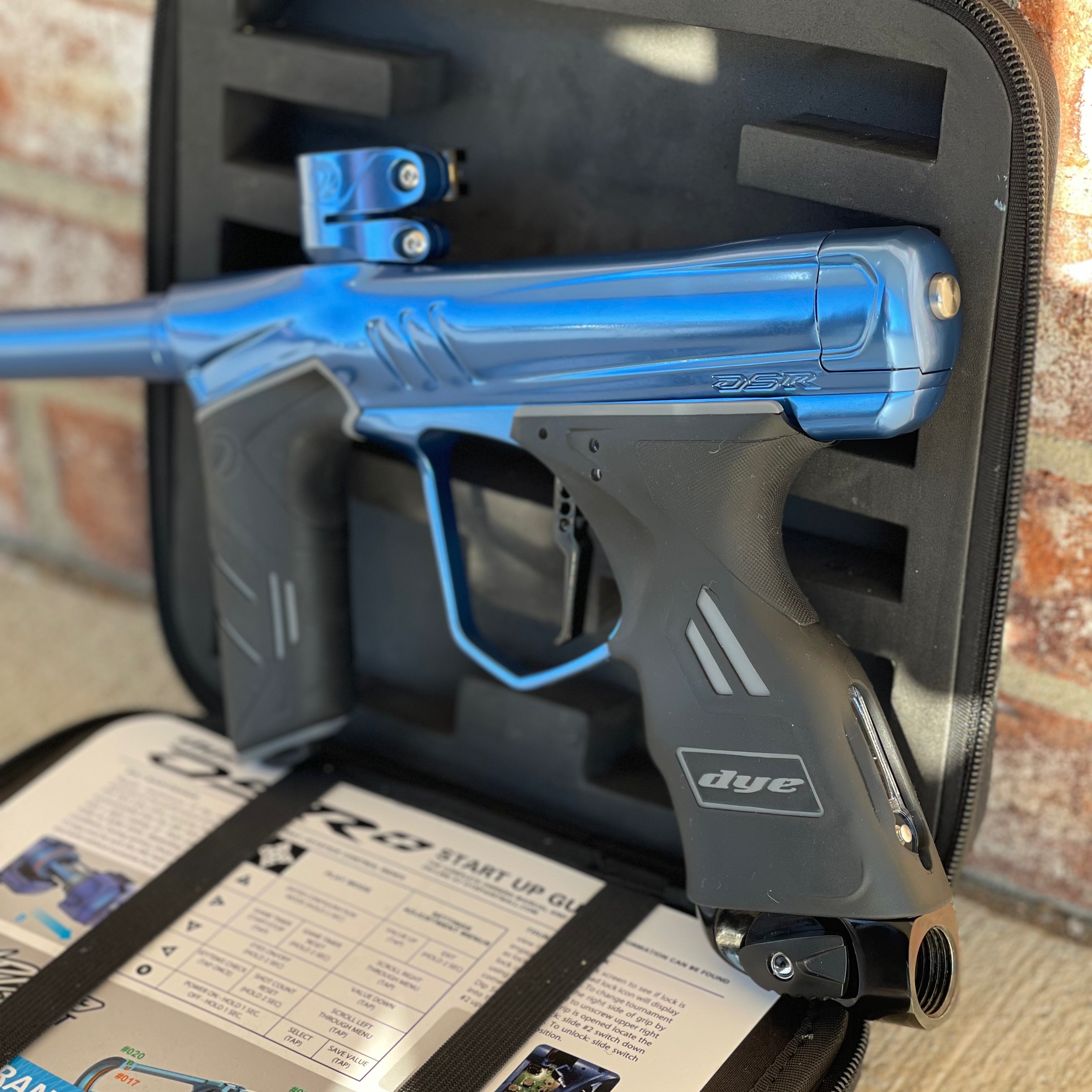 Used Dye DSR+ Paintball Gun - Deep Blue (Polished Blue/Polished Black)
