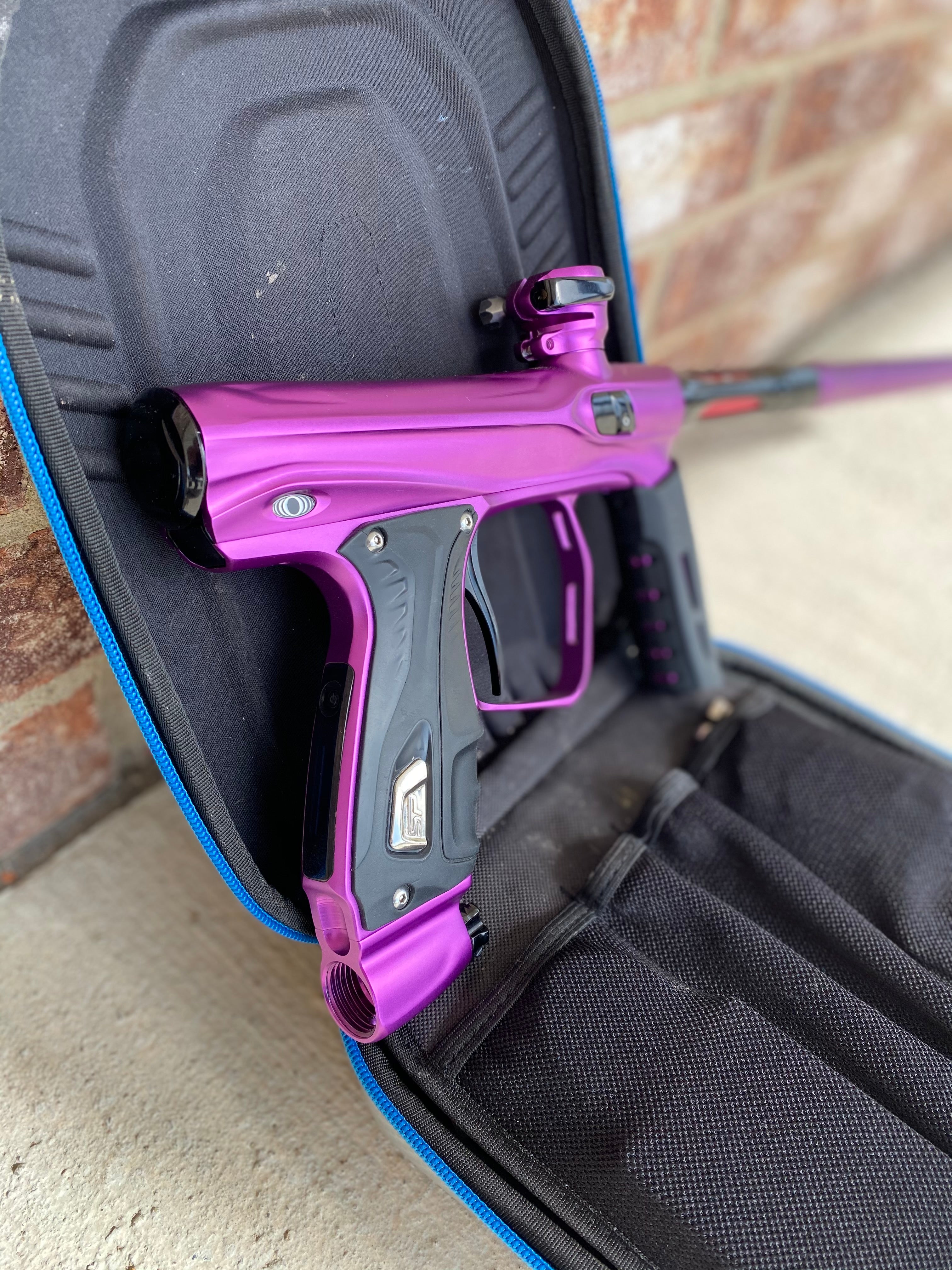 Used Shocker XLS Paintball Gun - Pink