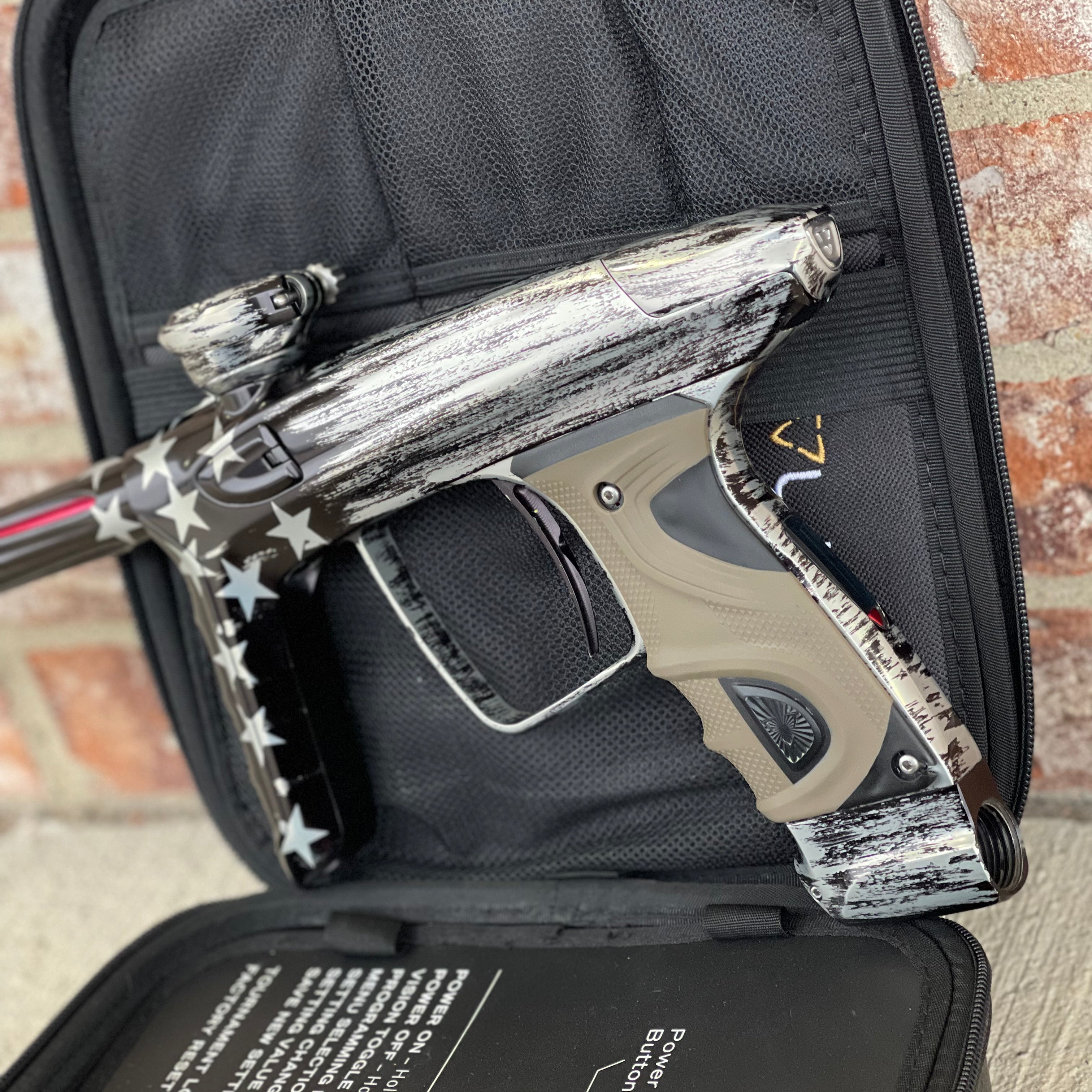 Used DLX Luxe TM40 Paintball Gun - Black Flag