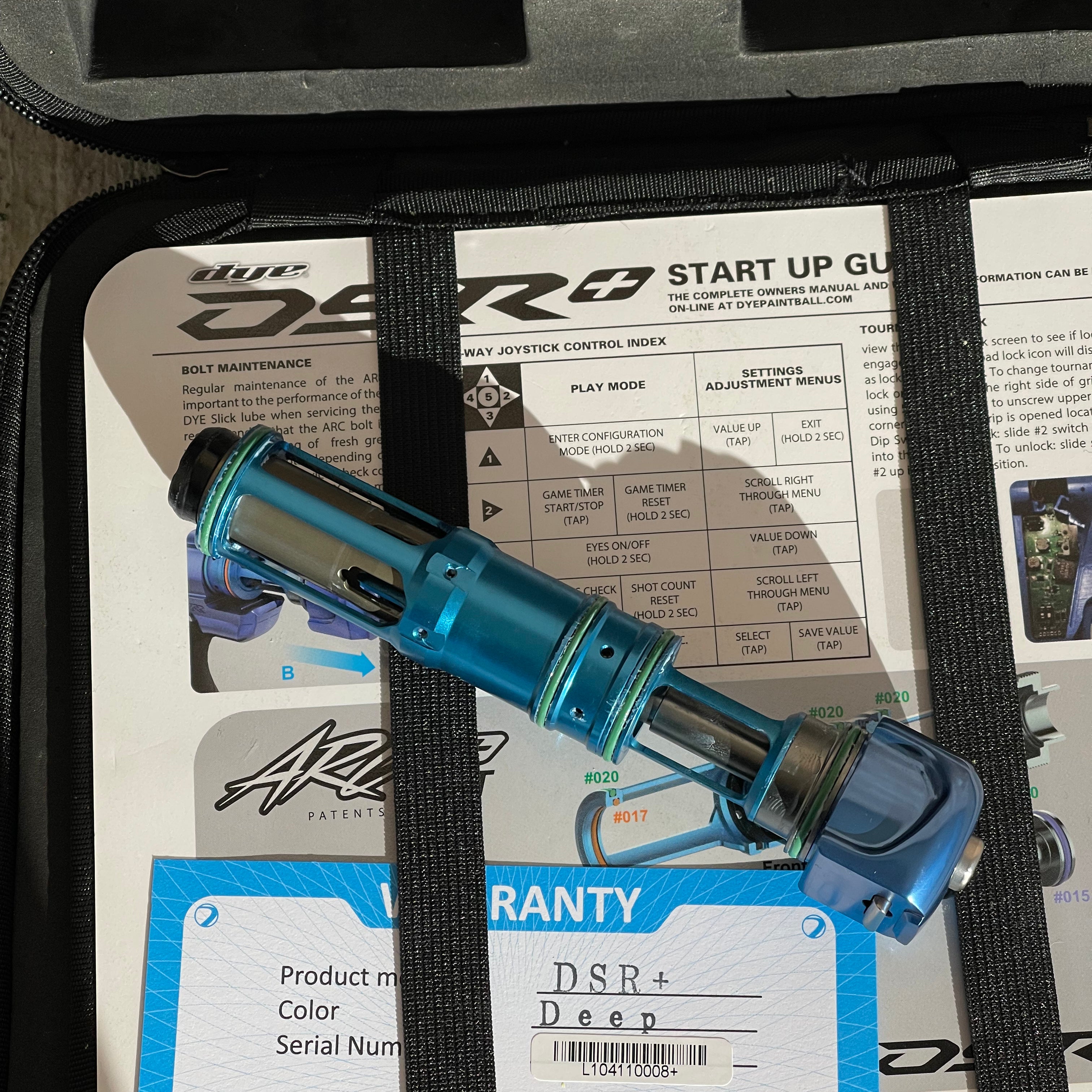 Used Dye DSR+ Paintball Gun - Deep Blue (Polished Blue/Polished Black)