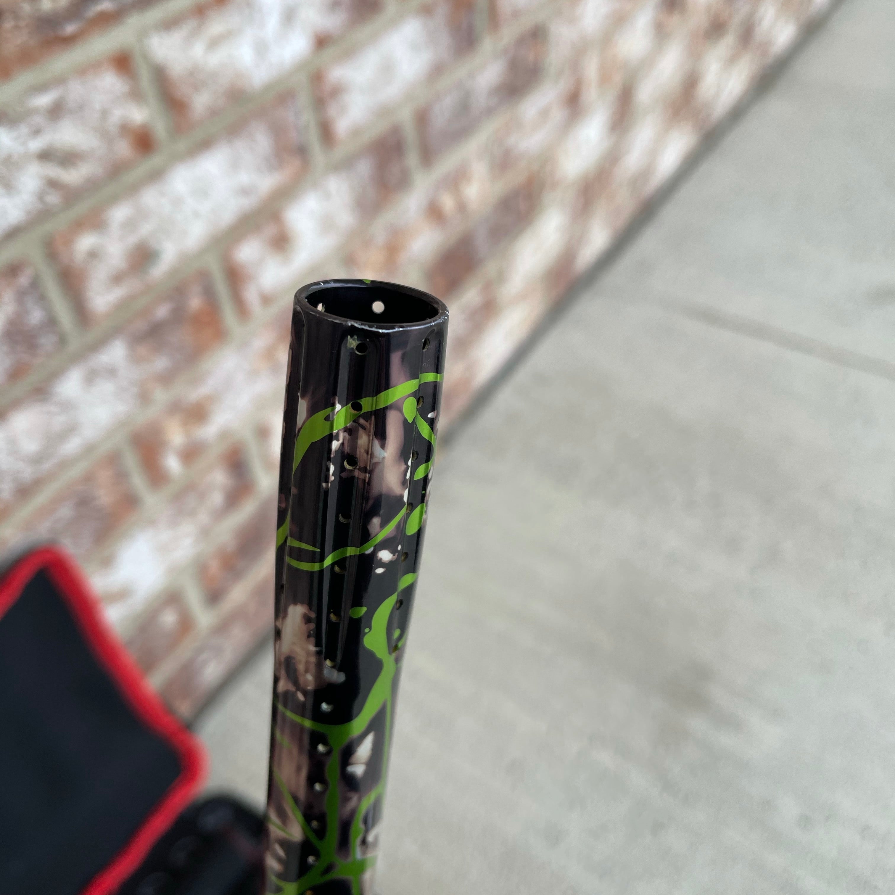 Used Bob Long Onslaught Paintball Gun - Slime Splash