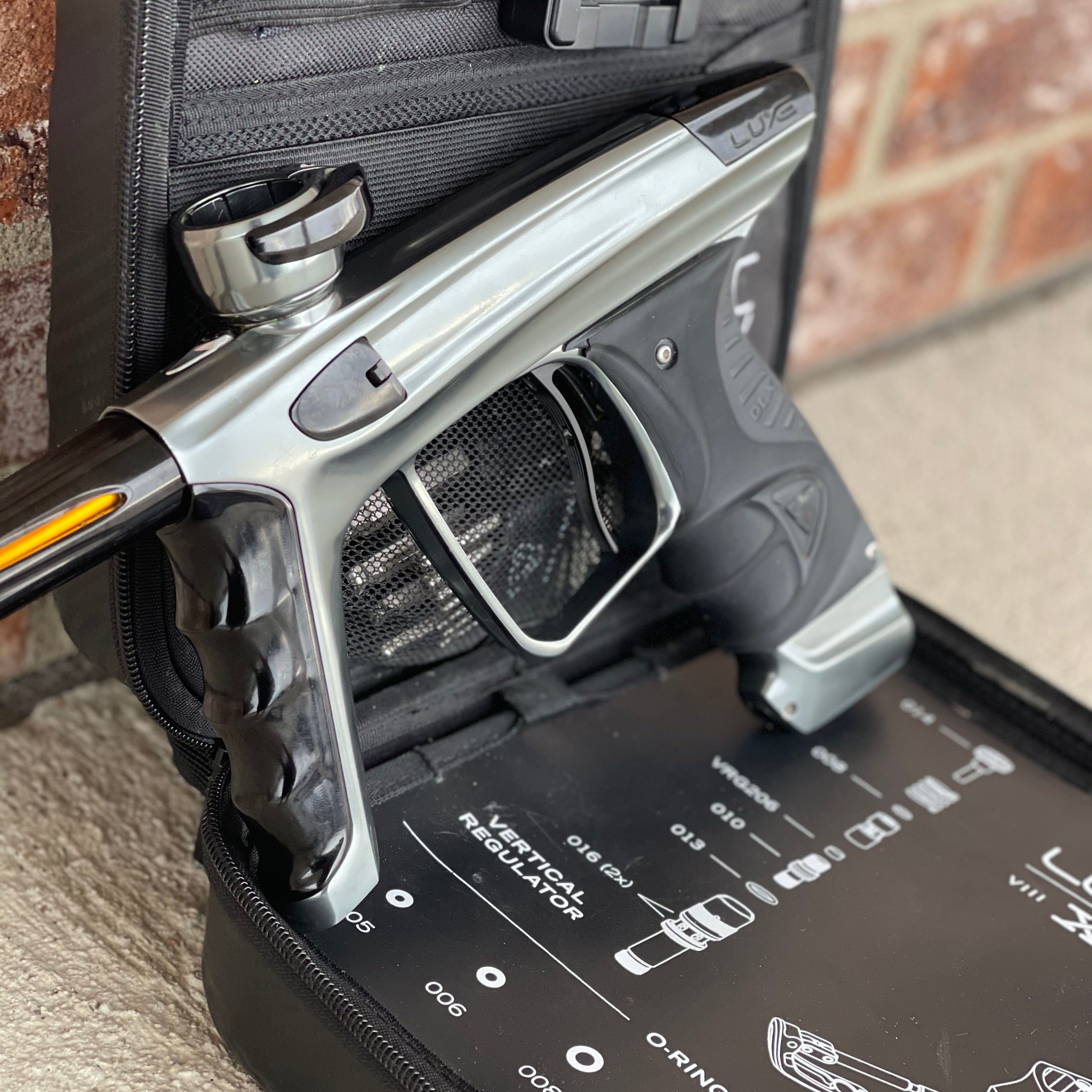 Used DLX Luxe X Paintball Gun - Gloss Pewter