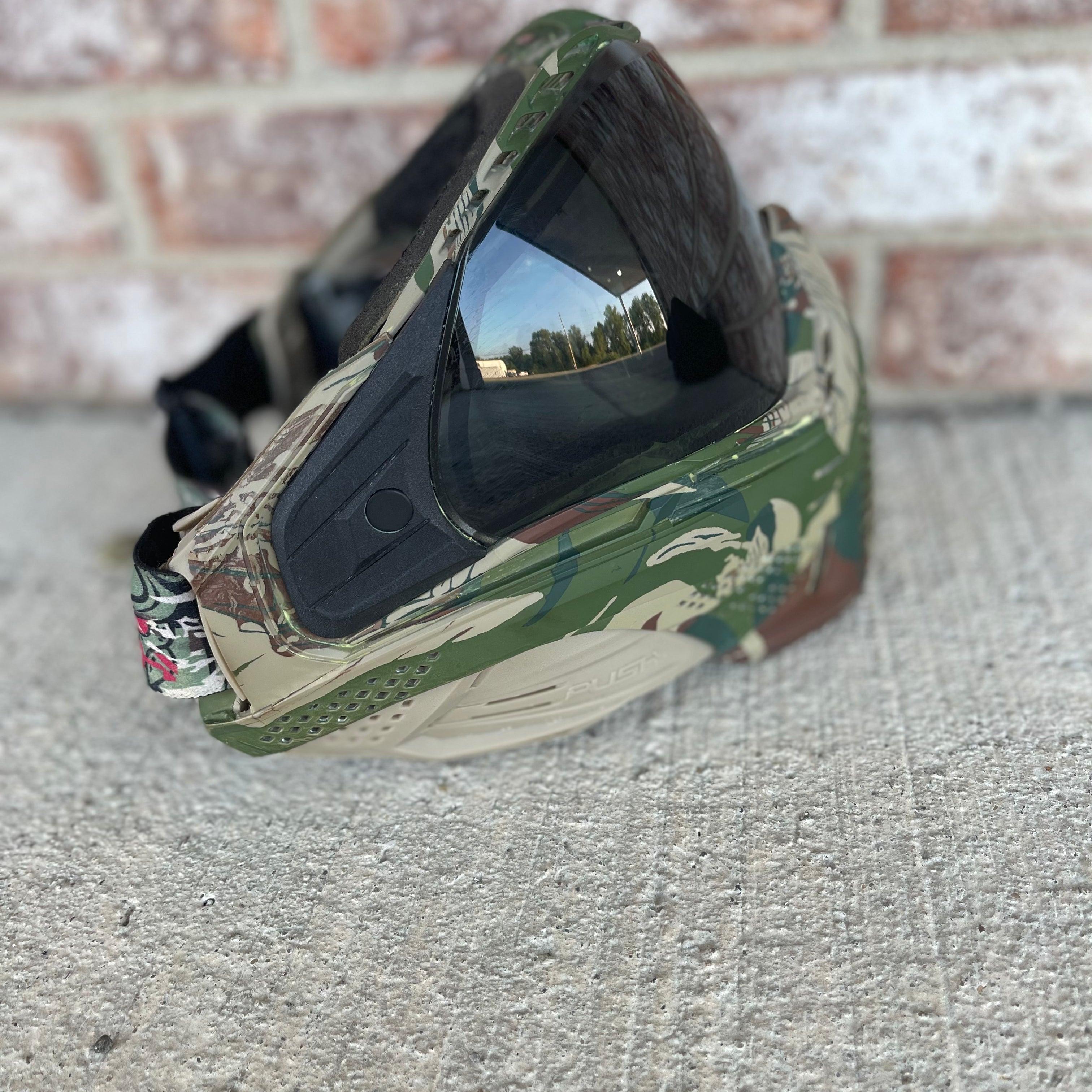 Used Push Unite Paintball Mask- Predator Camo w/ Hard Carry Case