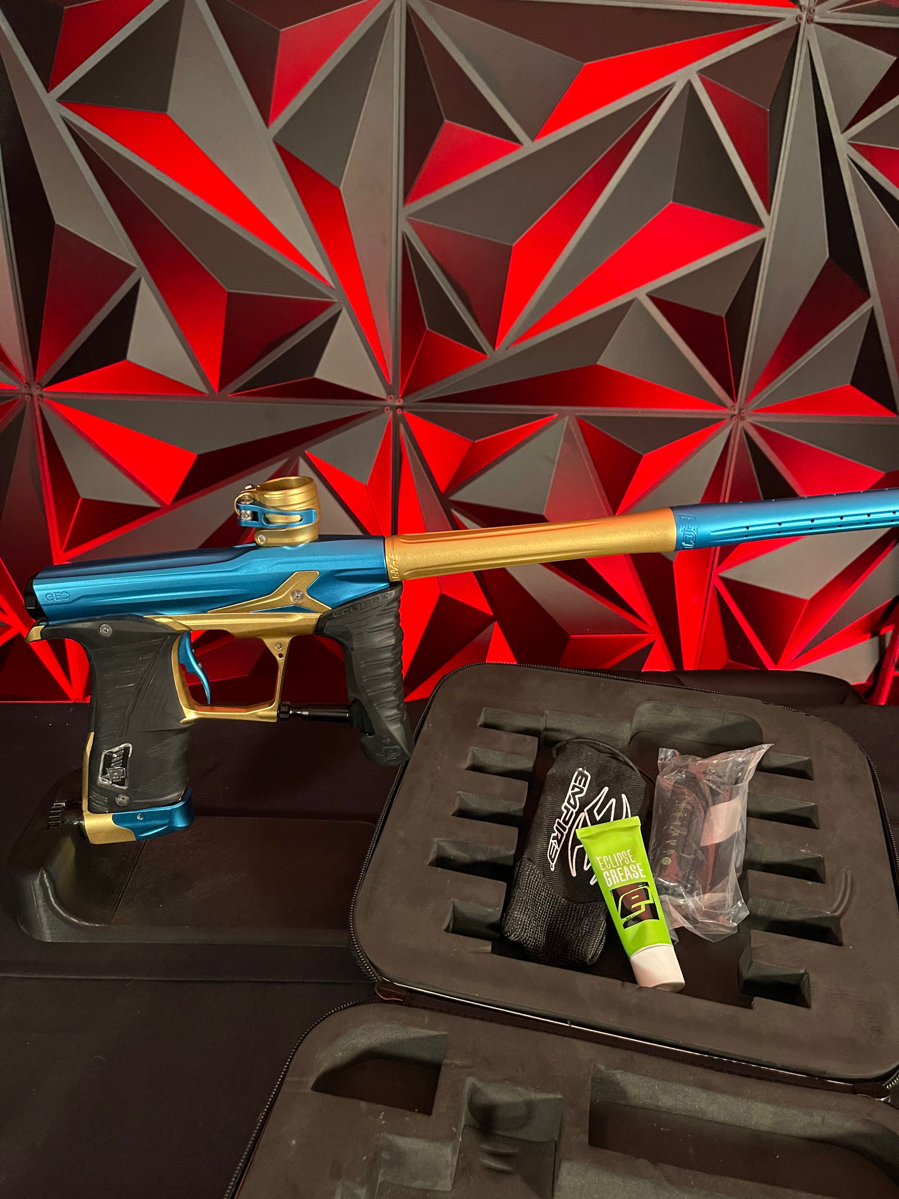 Used Planet Eclipse Geo 3.1 Paintball Gun - Blue/Gold