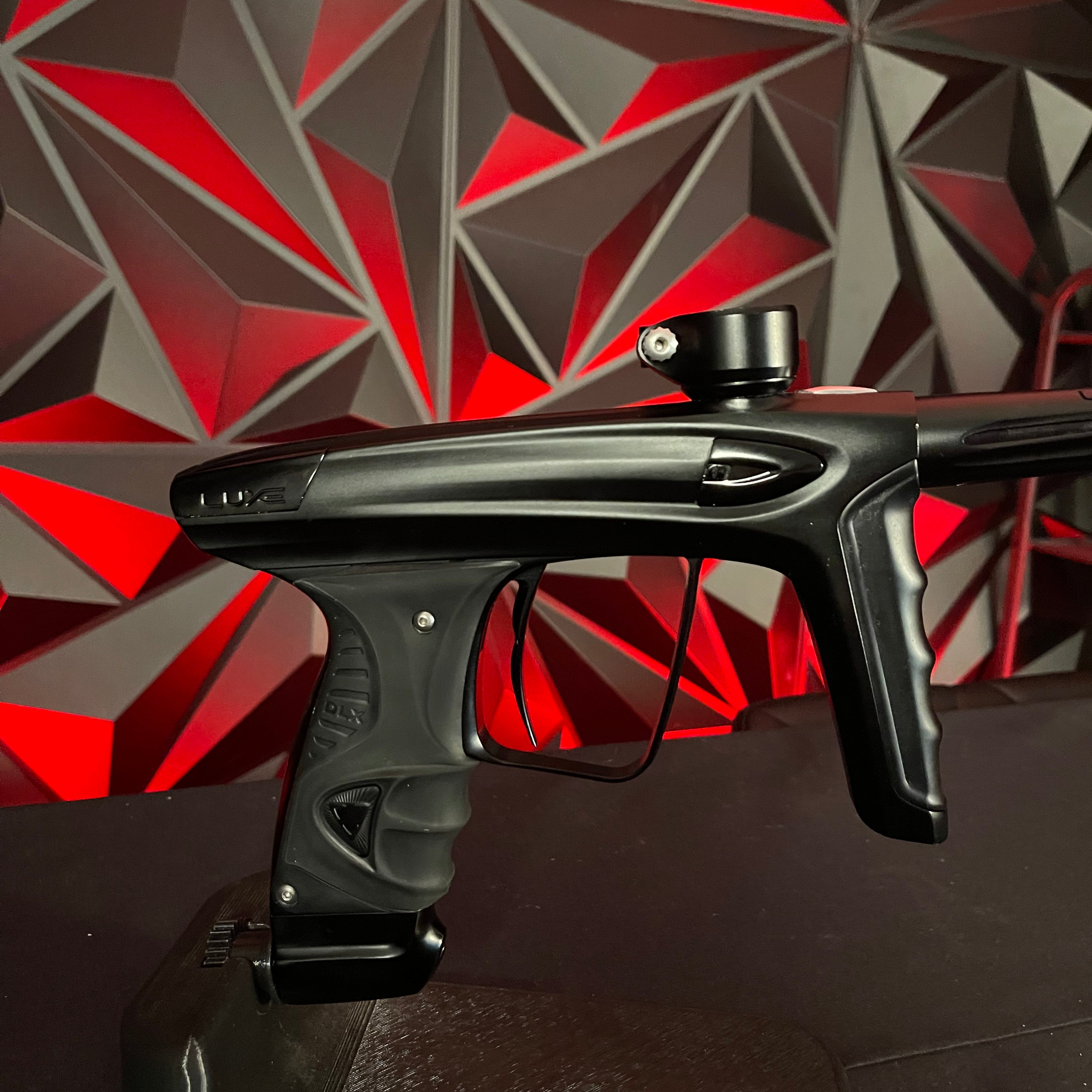 Used DLX Luxe Ice Paintball Gun - Dust Black