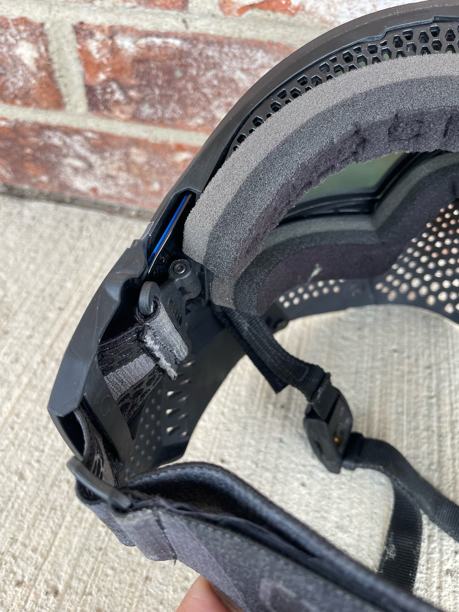 Used Carbon LESS Paintball Mask - Coal (Black)