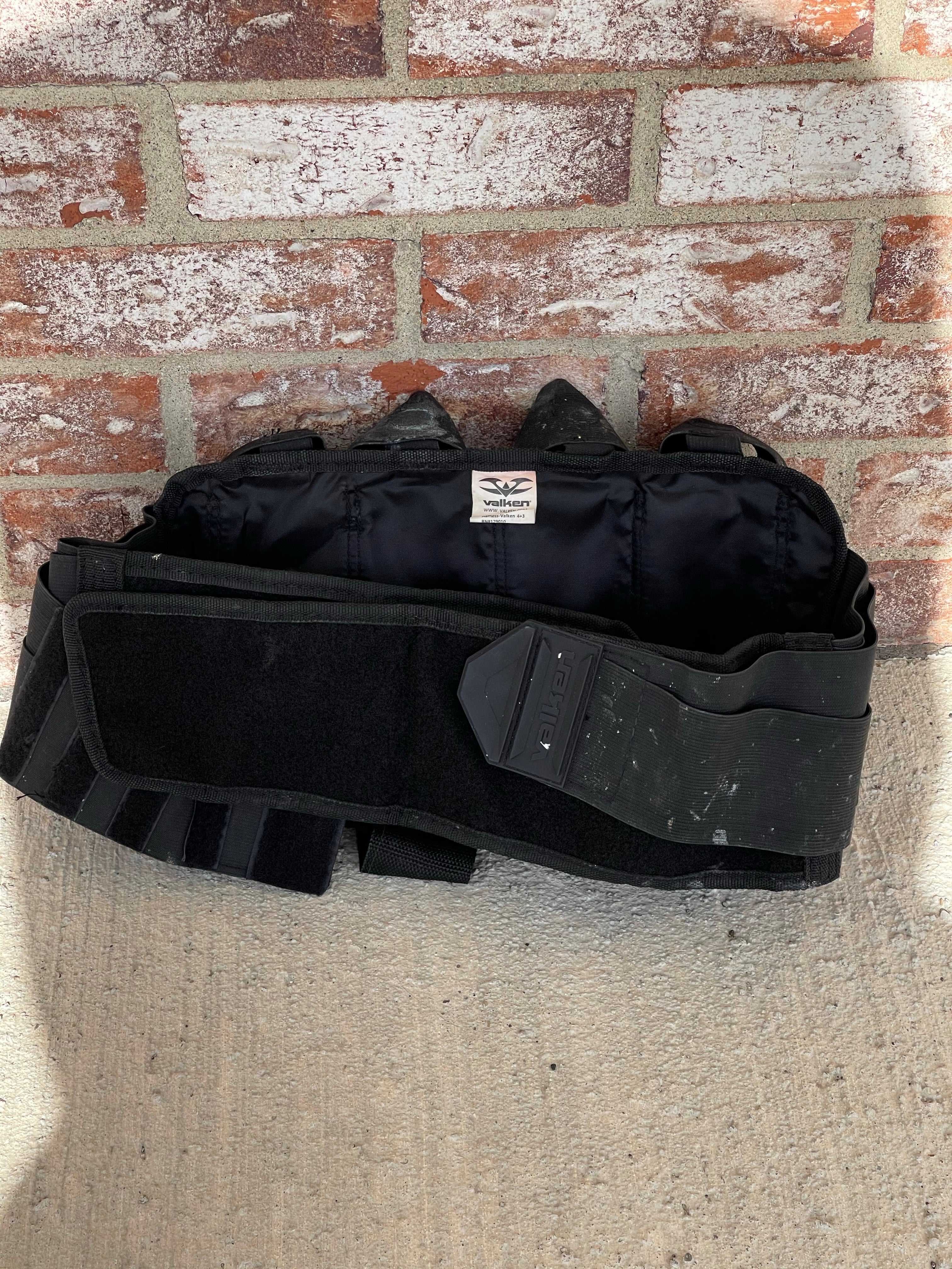 Used Valken Paintball Pack 4 + 4