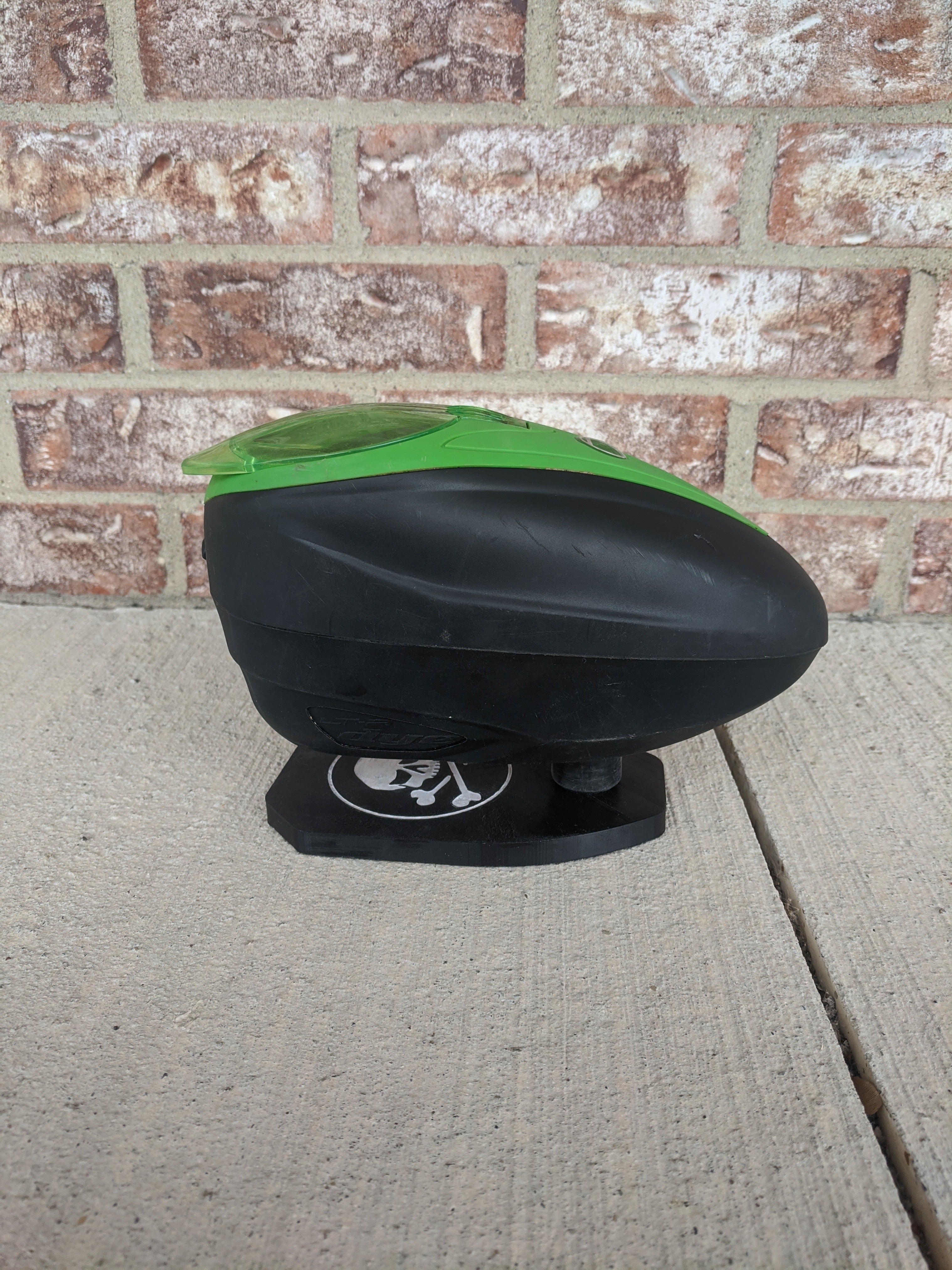 Used Dye LTR Paintball Loader- Lime
