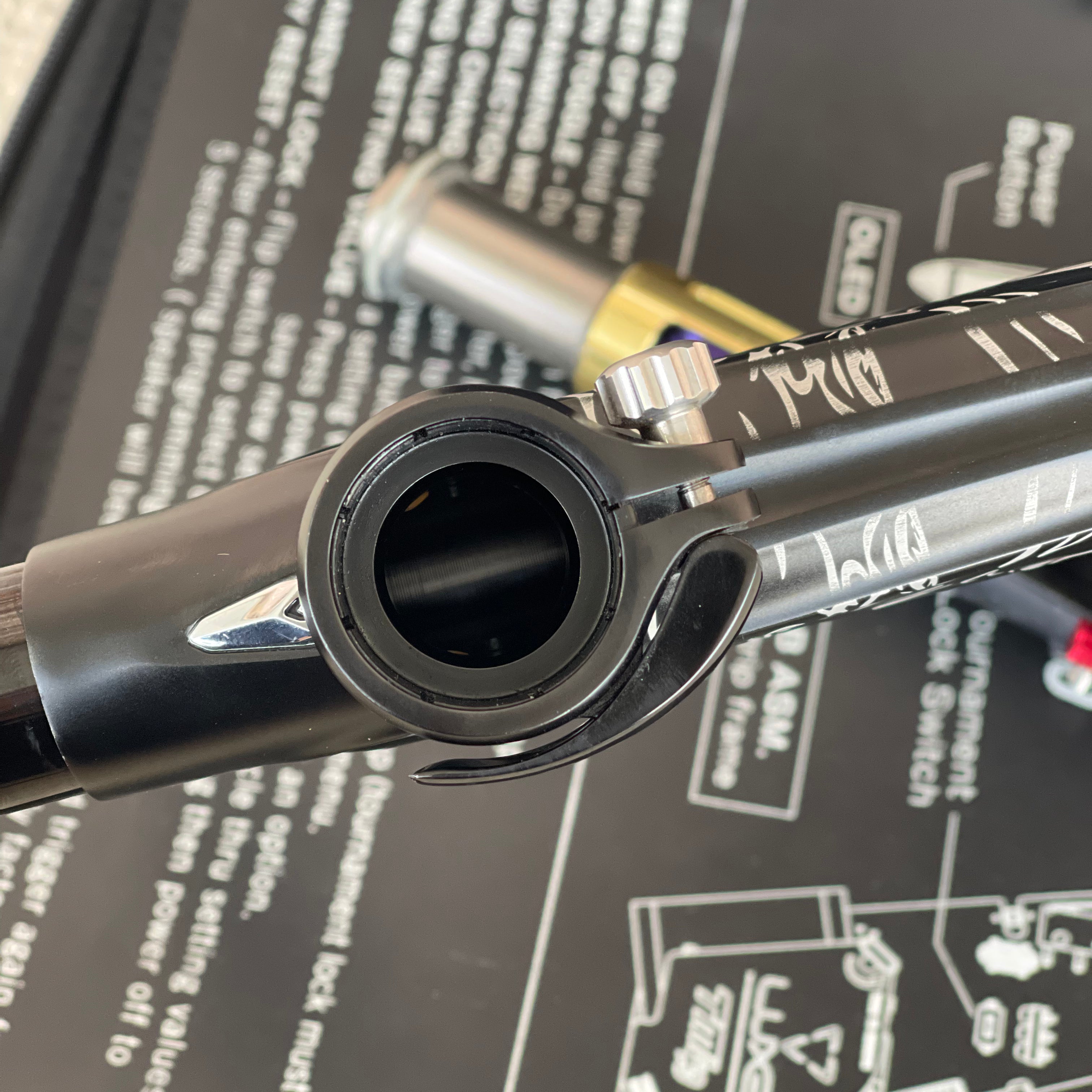 Used DLX Luxe TM40 Paintball Gun - LE Thunderhorse