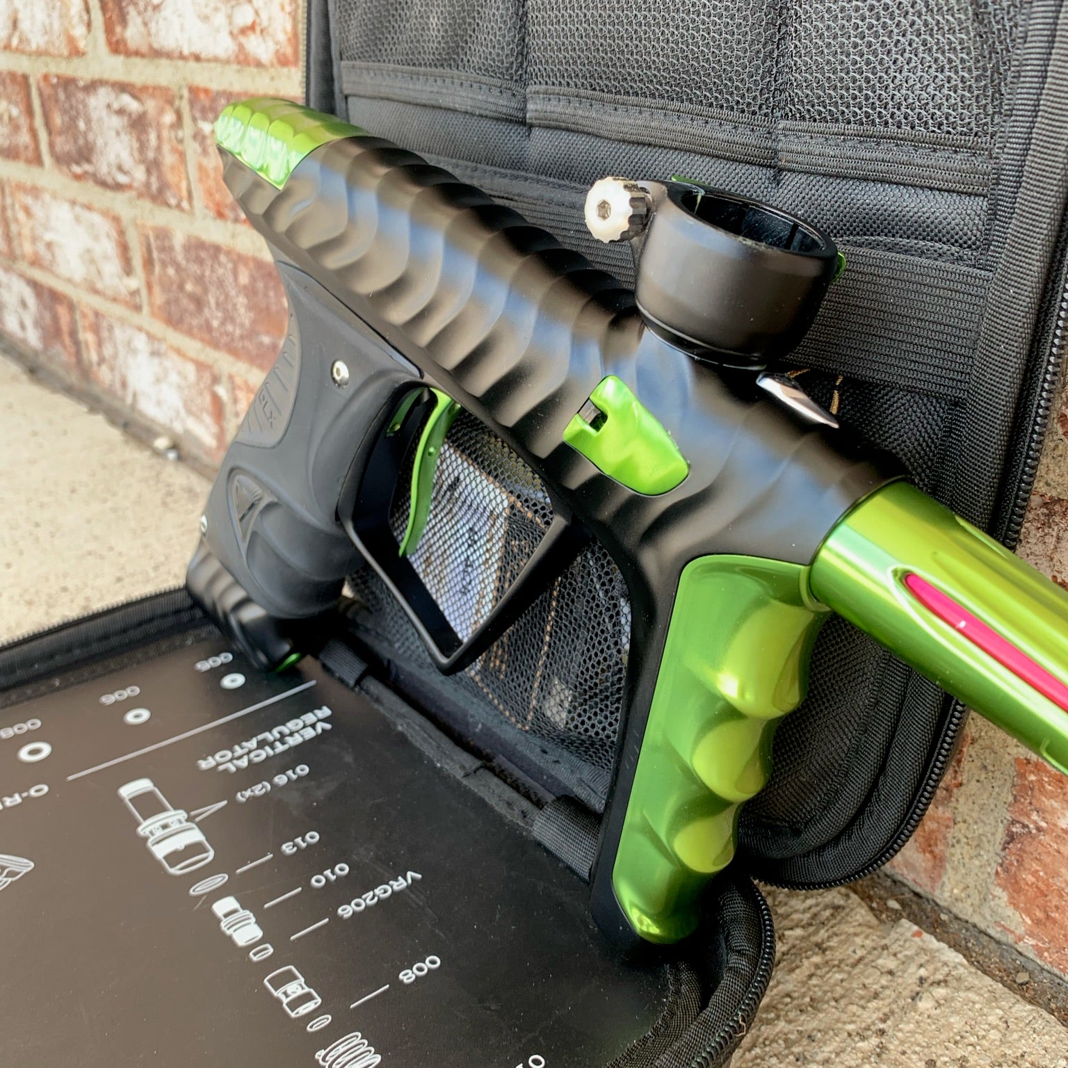 Used DLX HK Army Ripper Luxe X Paintball Gun - Black / Green