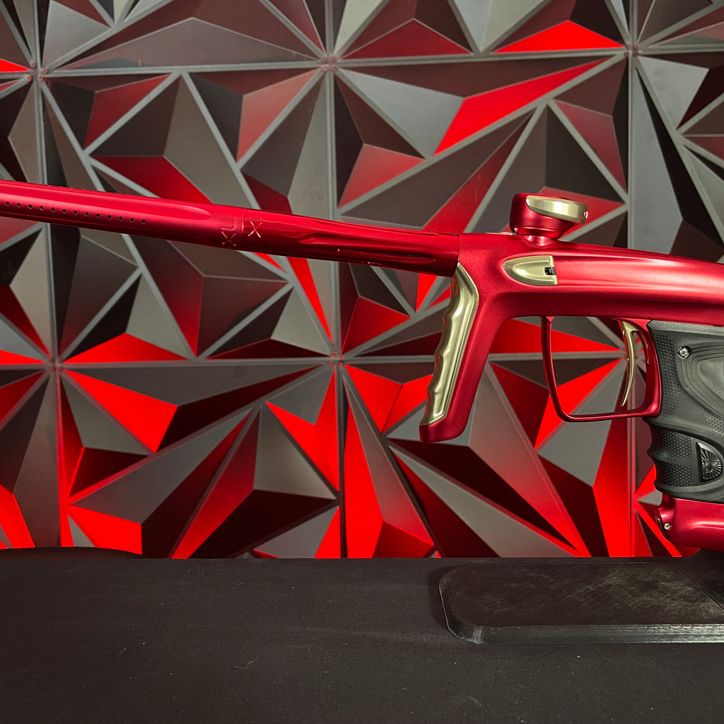 Used DLX Luxe TM40 Paintball Gun - Dust Red / Gloss Gold